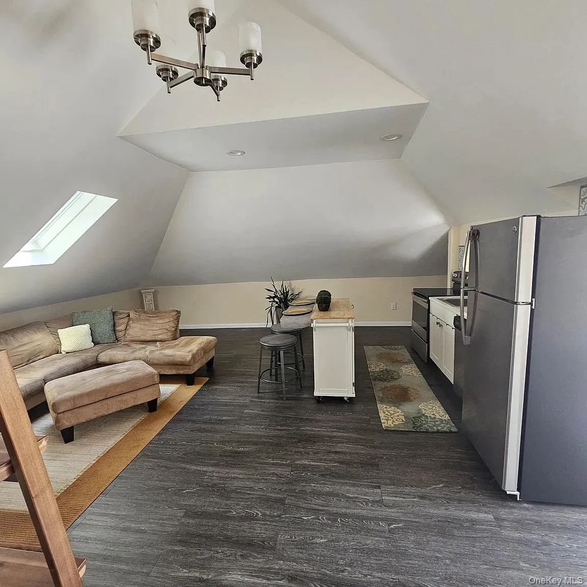 90 North Broadway, Greenburgh, NY, 1 Bedroom Bedrooms, 3 Rooms Rooms,1 BathroomBathrooms,Residential Lease,For Rent,North Broadway,0,1045051 90 North Broadway, Greenburgh, NY, 1 Bedroom Bedrooms, 3 Rooms Rooms,1 BathroomBathrooms,Residential Lease,For Rent,North Broadway,0,1045051