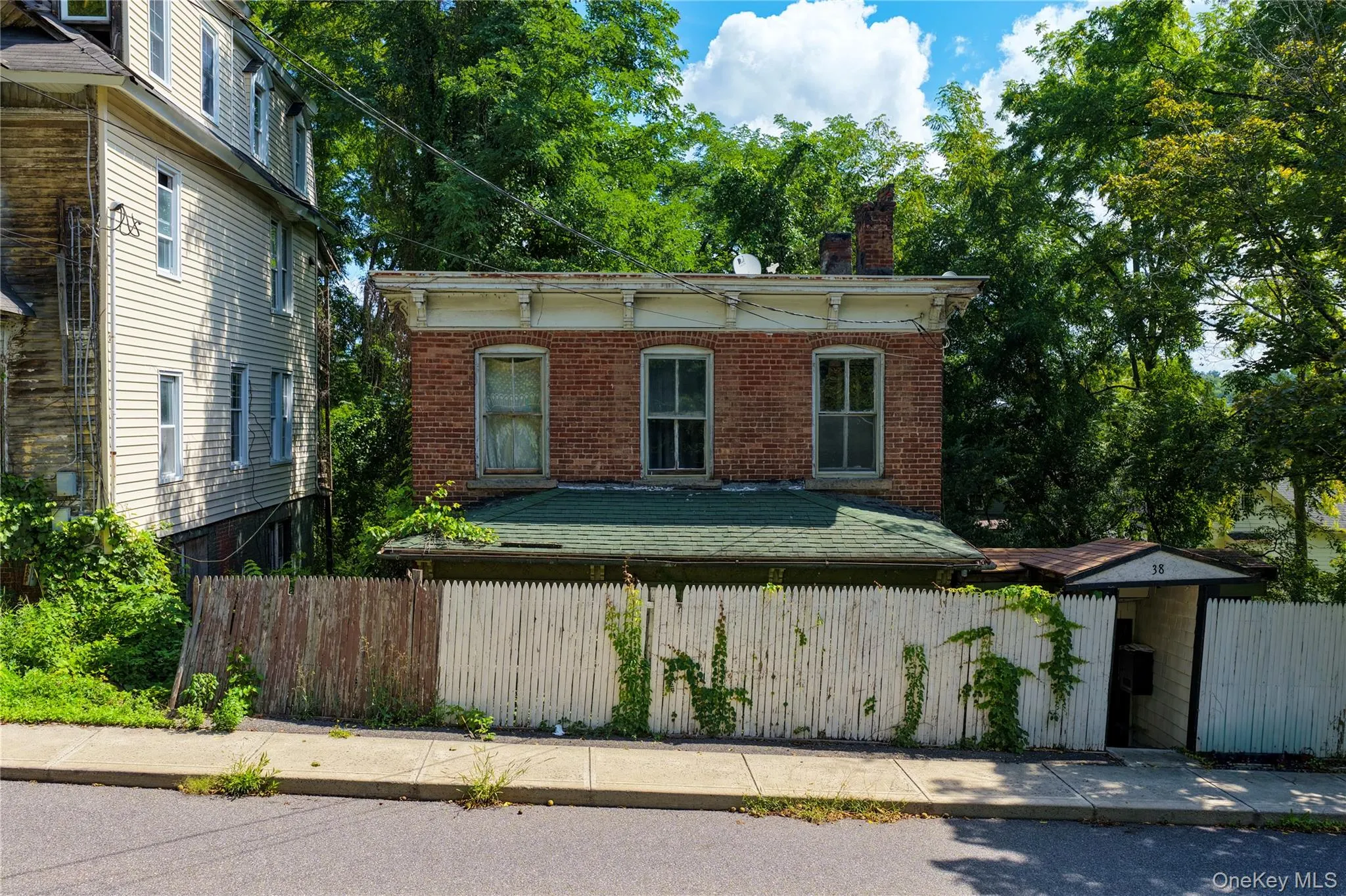 38 Division Street, Catskill, NY, 3 Bedrooms Bedrooms, 6 Rooms Rooms,1 BathroomBathrooms,Residential,For Rent,Division,0,1045055 38 Division Street, Catskill, NY, 3 Bedrooms Bedrooms, 6 Rooms Rooms,1 BathroomBathrooms,Residential,For Rent,Division,0,1045055