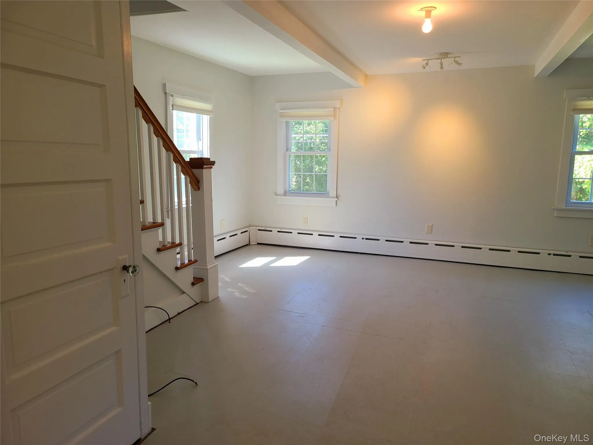 31 Upper Depew Avenue, Clarkstown, NY, 2 Bedrooms Bedrooms, 5 Rooms Rooms,1 BathroomBathrooms,Residential Lease,For Rent,Upper Depew,0,1045056 31 Upper Depew Avenue, Clarkstown, NY, 2 Bedrooms Bedrooms, 5 Rooms Rooms,1 BathroomBathrooms,Residential Lease,For Rent,Upper Depew,0,1045056