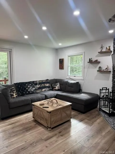 315 Tweedie Road, Hancock, NY, 2 Bedrooms Bedrooms, 4 Rooms Rooms,1 BathroomBathrooms,Residential,For Rent,Tweedie,0,1045062 315 Tweedie Road, Hancock, NY, 2 Bedrooms Bedrooms, 4 Rooms Rooms,1 BathroomBathrooms,Residential,For Rent,Tweedie,0,1045062