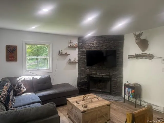 315 Tweedie Road, Hancock, NY, 2 Bedrooms Bedrooms, 4 Rooms Rooms,1 BathroomBathrooms,Residential,For Rent,Tweedie,0,1045062 315 Tweedie Road, Hancock, NY, 2 Bedrooms Bedrooms, 4 Rooms Rooms,1 BathroomBathrooms,Residential,For Rent,Tweedie,0,1045062