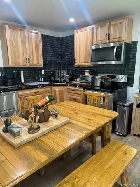 315 Tweedie Road, Hancock, NY, 2 Bedrooms Bedrooms, 4 Rooms Rooms,1 BathroomBathrooms,Residential,For Rent,Tweedie,0,1045062 315 Tweedie Road, Hancock, NY, 2 Bedrooms Bedrooms, 4 Rooms Rooms,1 BathroomBathrooms,Residential,For Rent,Tweedie,0,1045062