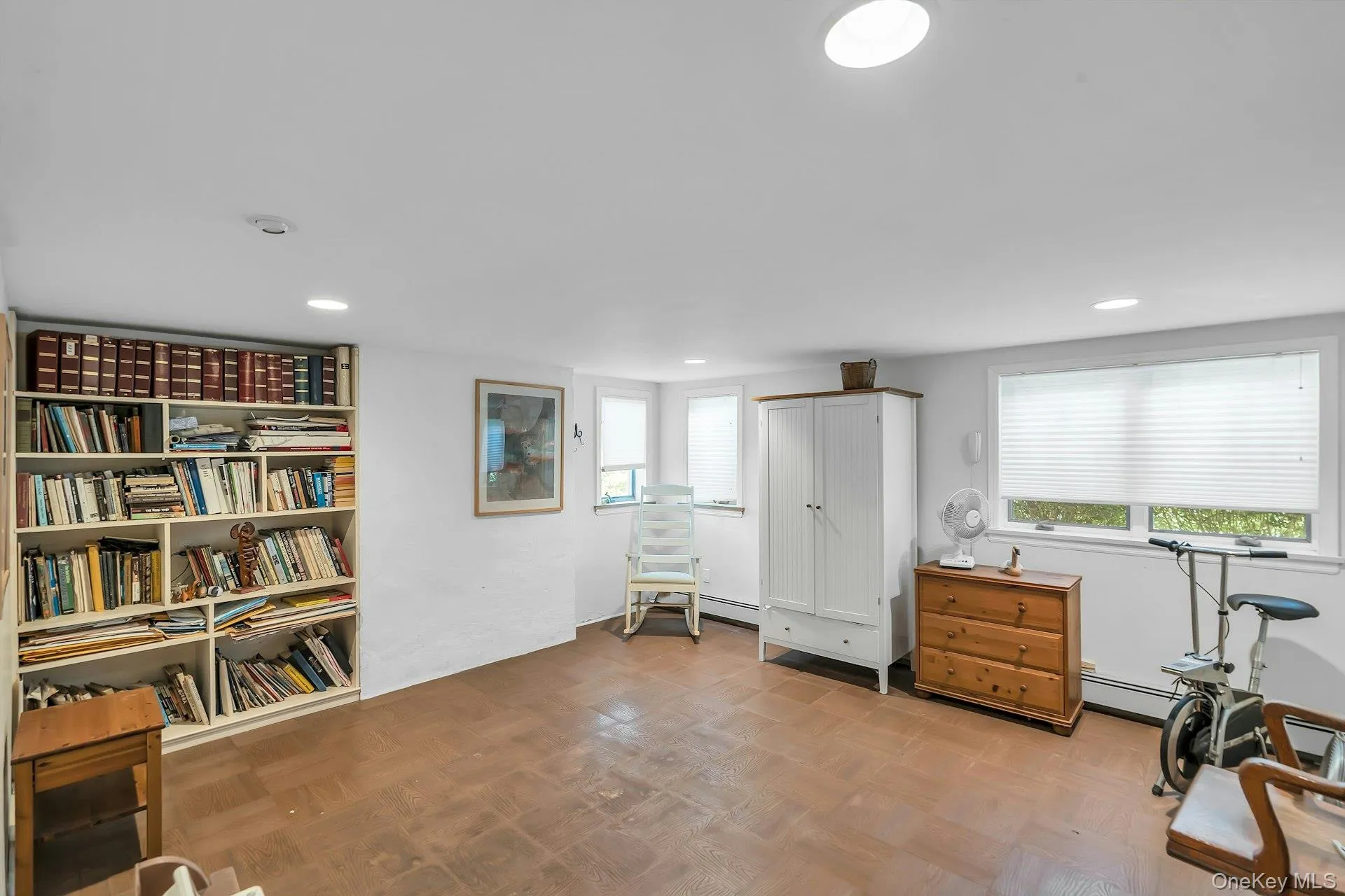 23 Redleaf Lane, Smithtown, NY, 4 Bedrooms Bedrooms, 8 Rooms Rooms,2 BathroomsBathrooms,Residential,For Rent,Redleaf,0,1045064 23 Redleaf Lane, Smithtown, NY, 4 Bedrooms Bedrooms, 8 Rooms Rooms,2 BathroomsBathrooms,Residential,For Rent,Redleaf,0,1045064