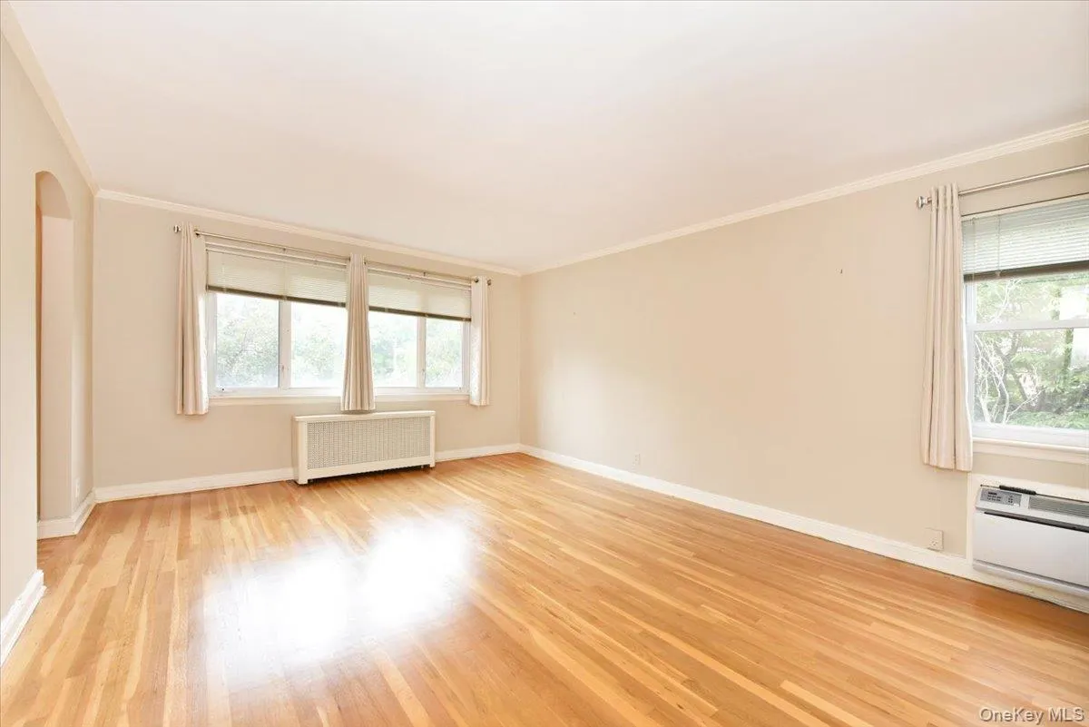7503 196th Street, New York, NY, 3 Bedrooms Bedrooms, 6 Rooms Rooms,2 BathroomsBathrooms,Residential Lease,For Rent,196th,0,1045065 7503 196th Street, New York, NY, 3 Bedrooms Bedrooms, 6 Rooms Rooms,2 BathroomsBathrooms,Residential Lease,For Rent,196th,0,1045065