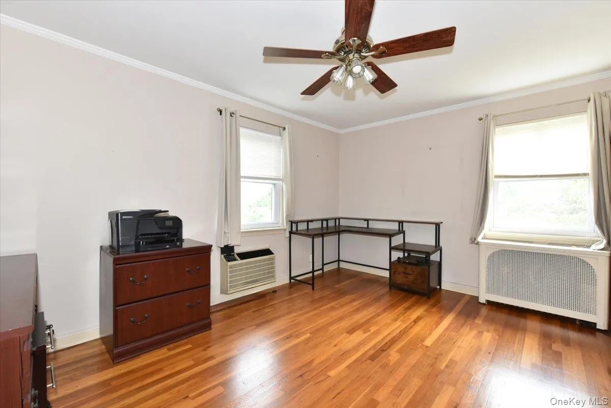 7503 196th Street, New York, NY, 3 Bedrooms Bedrooms, 6 Rooms Rooms,2 BathroomsBathrooms,Residential Lease,For Rent,196th,0,1045065 7503 196th Street, New York, NY, 3 Bedrooms Bedrooms, 6 Rooms Rooms,2 BathroomsBathrooms,Residential Lease,For Rent,196th,0,1045065