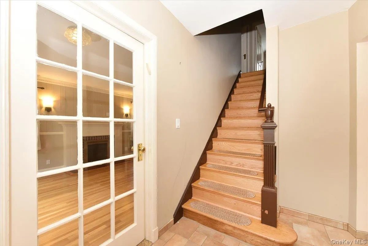 7503 196th Street, New York, NY, 3 Bedrooms Bedrooms, 6 Rooms Rooms,2 BathroomsBathrooms,Residential Lease,For Rent,196th,0,1045065 7503 196th Street, New York, NY, 3 Bedrooms Bedrooms, 6 Rooms Rooms,2 BathroomsBathrooms,Residential Lease,For Rent,196th,0,1045065