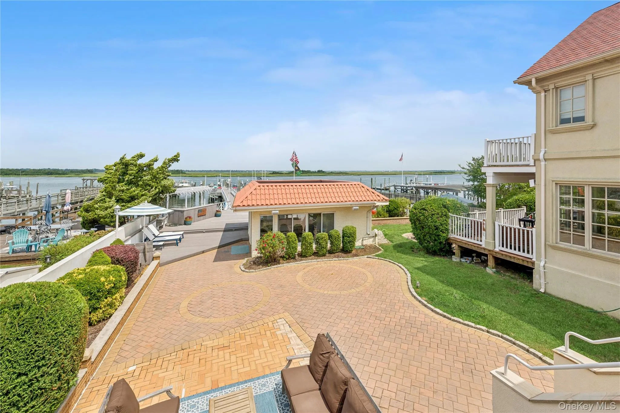 87 Bay Street, Hempstead, NY, 4 Bedrooms Bedrooms, 10 Rooms Rooms,3 BathroomsBathrooms,Residential Lease,For Rent,Bay,0,1045066 87 Bay Street, Hempstead, NY, 4 Bedrooms Bedrooms, 10 Rooms Rooms,3 BathroomsBathrooms,Residential Lease,For Rent,Bay,0,1045066