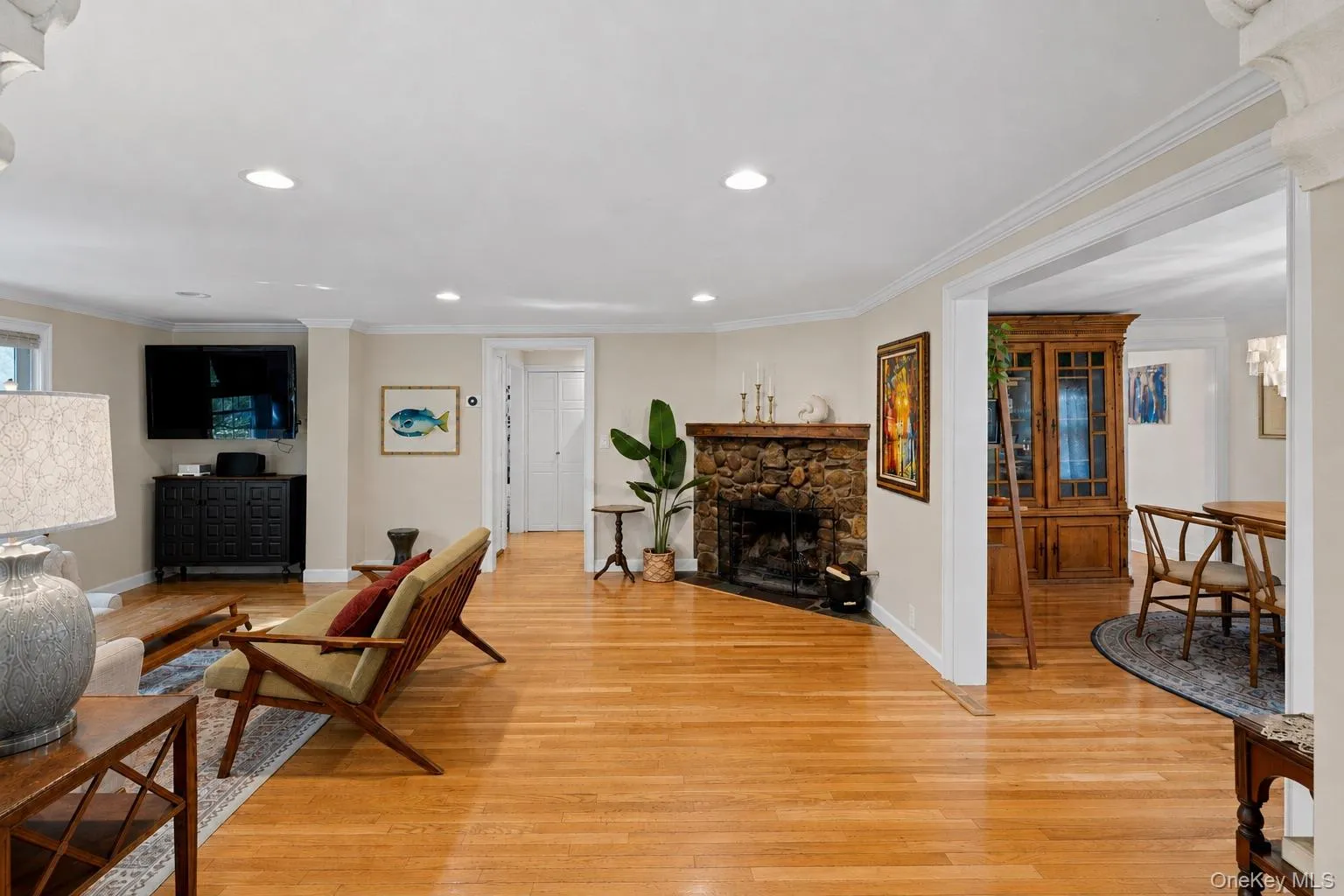 18 Walnut Avenue, Brookhaven, NY, 3 Bedrooms Bedrooms, 9 Rooms Rooms,2 BathroomsBathrooms,Residential Lease,For Rent,Walnut,0,1045073 18 Walnut Avenue, Brookhaven, NY, 3 Bedrooms Bedrooms, 9 Rooms Rooms,2 BathroomsBathrooms,Residential Lease,For Rent,Walnut,0,1045073