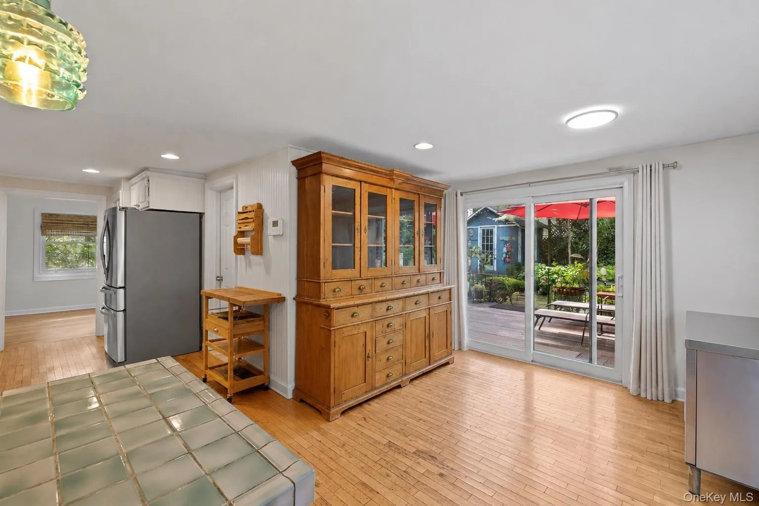 18 Walnut Avenue, Brookhaven, NY, 3 Bedrooms Bedrooms, 9 Rooms Rooms,2 BathroomsBathrooms,Residential Lease,For Rent,Walnut,0,1045073 18 Walnut Avenue, Brookhaven, NY, 3 Bedrooms Bedrooms, 9 Rooms Rooms,2 BathroomsBathrooms,Residential Lease,For Rent,Walnut,0,1045073