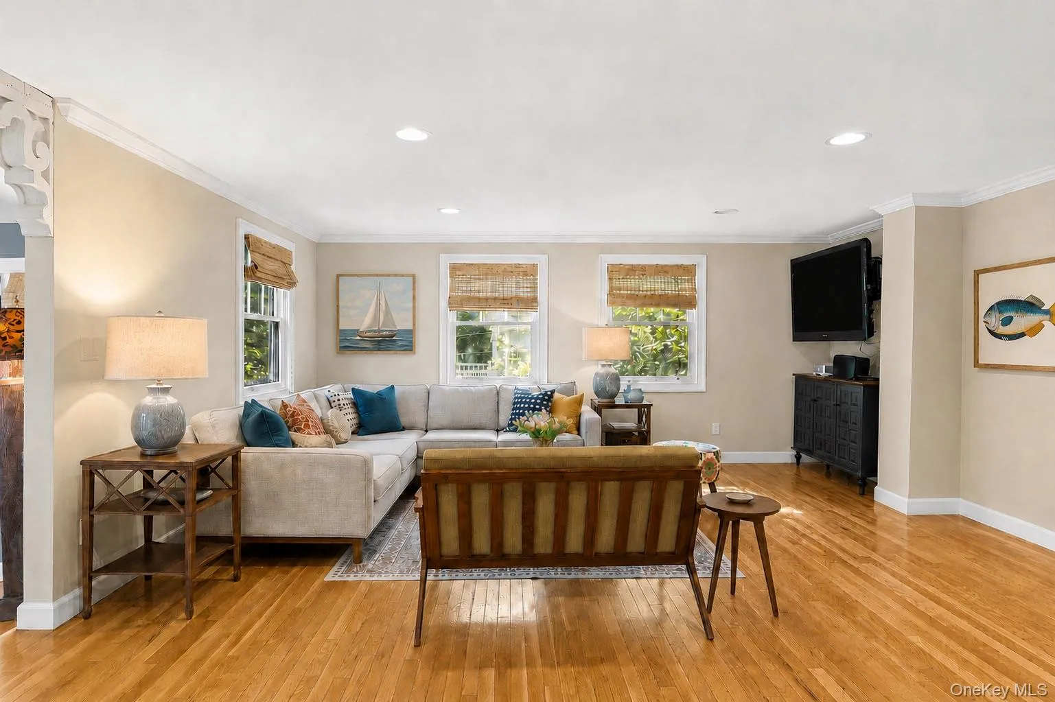 18 Walnut Avenue, Brookhaven, NY, 3 Bedrooms Bedrooms, 9 Rooms Rooms,2 BathroomsBathrooms,Residential Lease,For Rent,Walnut,0,1045073 18 Walnut Avenue, Brookhaven, NY, 3 Bedrooms Bedrooms, 9 Rooms Rooms,2 BathroomsBathrooms,Residential Lease,For Rent,Walnut,0,1045073
