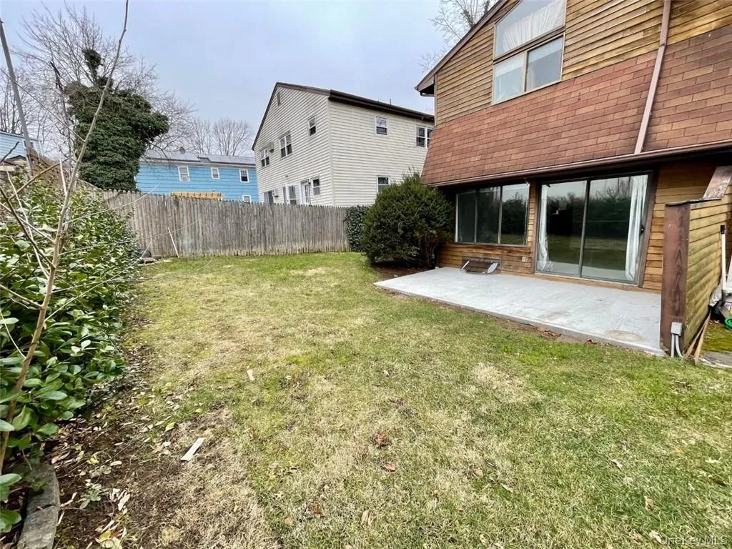 33 Roanoke Avenue, Rye Town, NY, 2 Bedrooms Bedrooms, 6 Rooms Rooms,2 BathroomsBathrooms,Residential,For Rent,Roanoke,0,1045077 33 Roanoke Avenue, Rye Town, NY, 2 Bedrooms Bedrooms, 6 Rooms Rooms,2 BathroomsBathrooms,Residential,For Rent,Roanoke,0,1045077