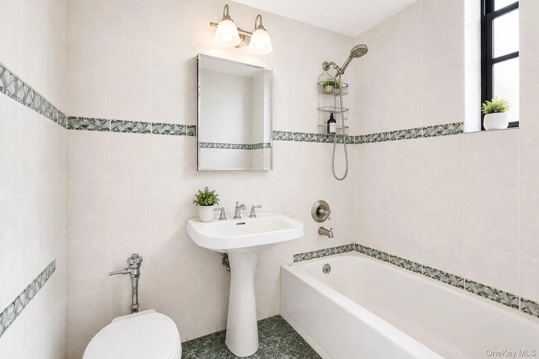 7609 4th Avenue, New York, NY, 1 Bedroom Bedrooms, 4 Rooms Rooms,1 BathroomBathrooms,Residential,For Rent,4th,0,1045078 7609 4th Avenue, New York, NY, 1 Bedroom Bedrooms, 4 Rooms Rooms,1 BathroomBathrooms,Residential,For Rent,4th,0,1045078