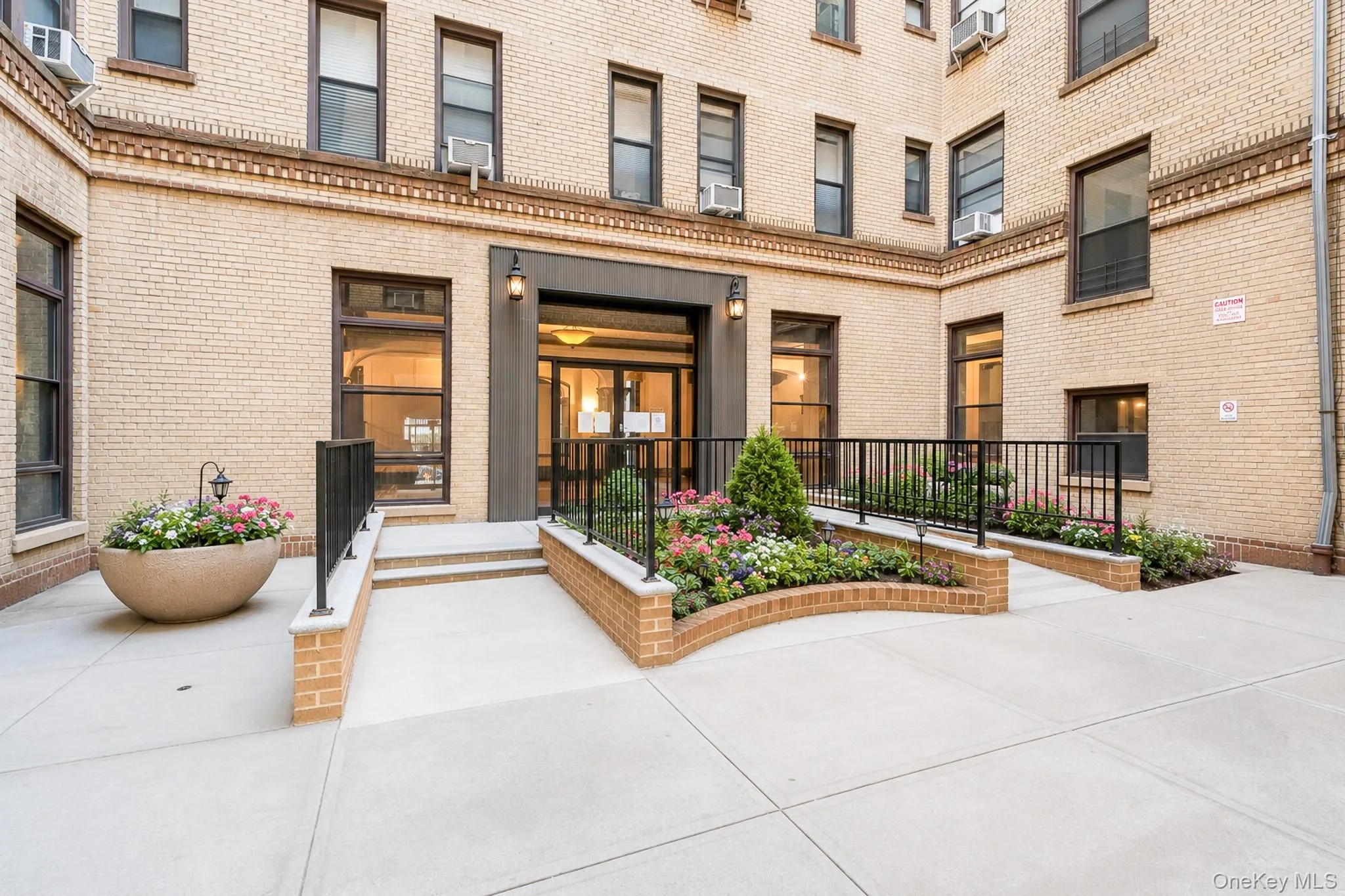 7609 4th Avenue, New York, NY, 1 Bedroom Bedrooms, 4 Rooms Rooms,1 BathroomBathrooms,Residential,For Rent,4th,0,1045078 7609 4th Avenue, New York, NY, 1 Bedroom Bedrooms, 4 Rooms Rooms,1 BathroomBathrooms,Residential,For Rent,4th,0,1045078