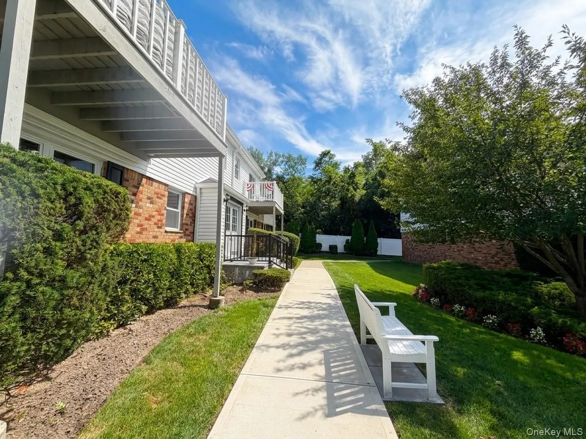 260-56 Waverly Ave, Brookhaven, NY, 1 Bedroom Bedrooms, 4 Rooms Rooms,1 BathroomBathrooms,Residential Lease,For Rent,Waverly Ave,0,1045080 260-56 Waverly Ave, Brookhaven, NY, 1 Bedroom Bedrooms, 4 Rooms Rooms,1 BathroomBathrooms,Residential Lease,For Rent,Waverly Ave,0,1045080