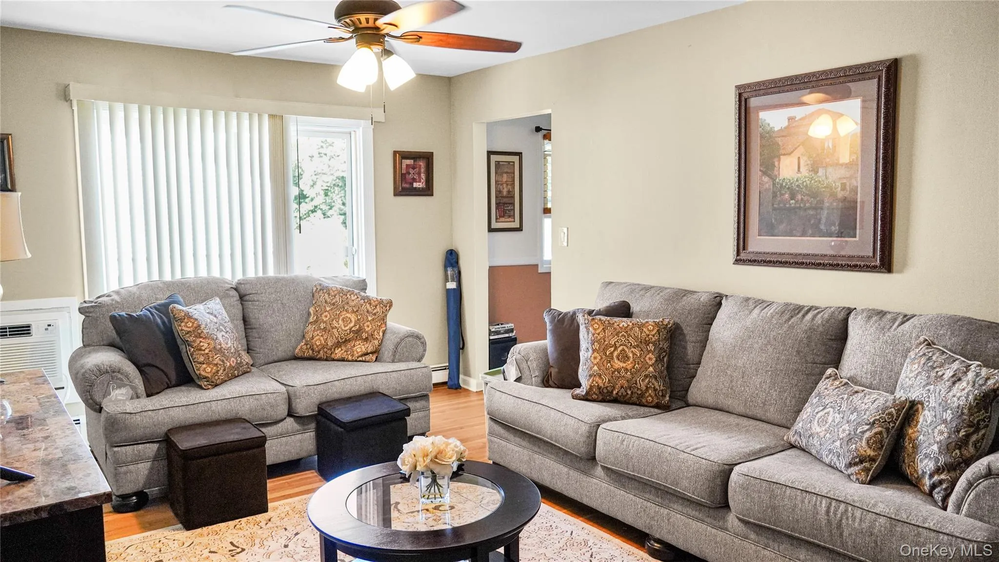 260-56 Waverly Ave, Brookhaven, NY, 1 Bedroom Bedrooms, 4 Rooms Rooms,1 BathroomBathrooms,Residential Lease,For Rent,Waverly Ave,0,1045080 260-56 Waverly Ave, Brookhaven, NY, 1 Bedroom Bedrooms, 4 Rooms Rooms,1 BathroomBathrooms,Residential Lease,For Rent,Waverly Ave,0,1045080