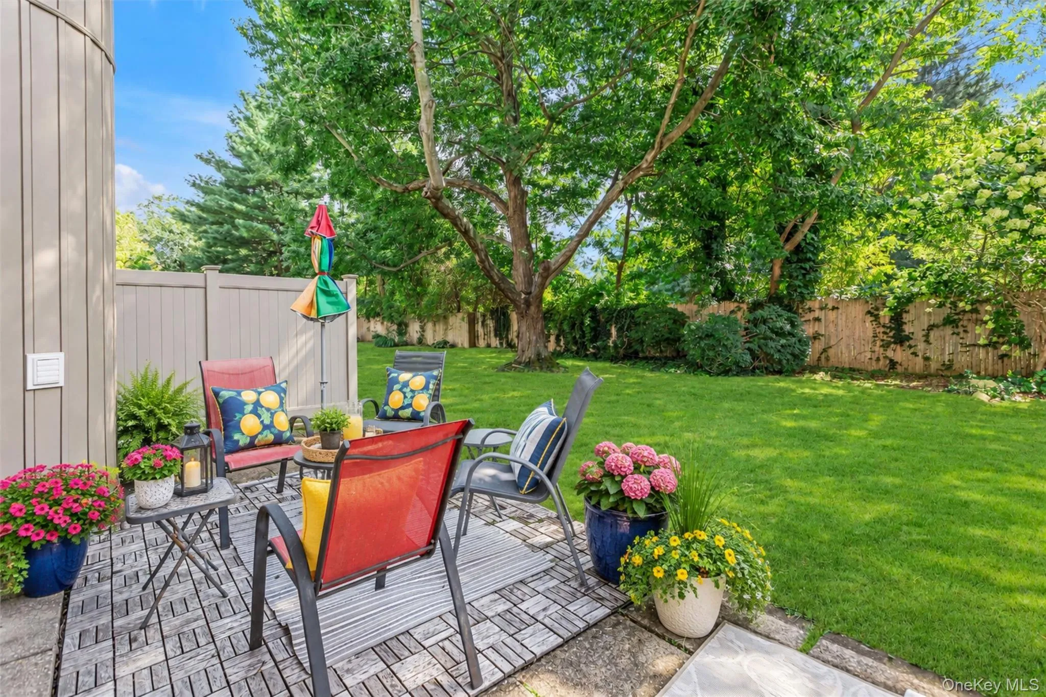 14 Kristin Lane, Smithtown, NY, 2 Bedrooms Bedrooms, 5 Rooms Rooms,2 BathroomsBathrooms,Residential,For Rent,Kristin,0,1045081 14 Kristin Lane, Smithtown, NY, 2 Bedrooms Bedrooms, 5 Rooms Rooms,2 BathroomsBathrooms,Residential,For Rent,Kristin,0,1045081