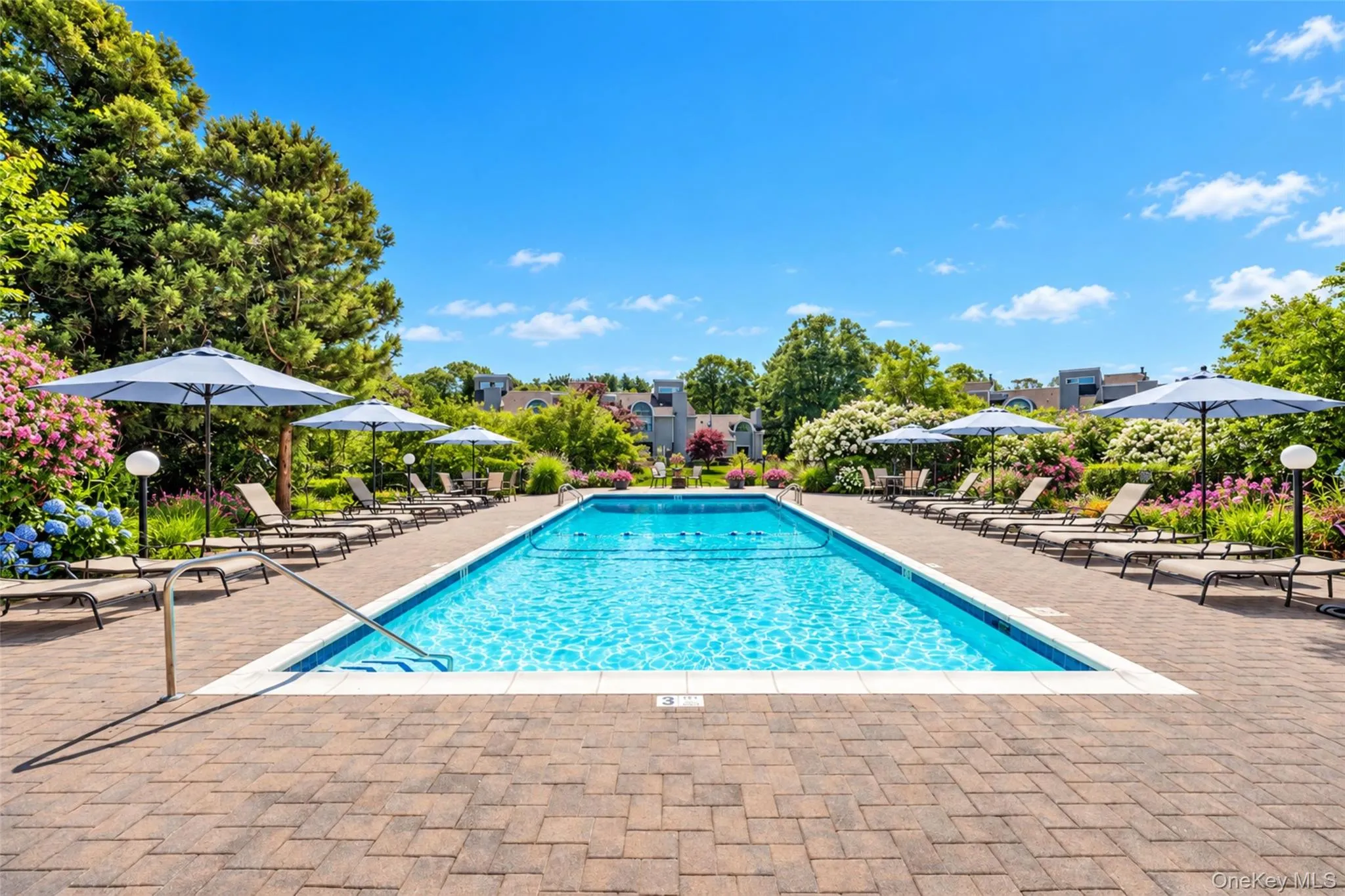 14 Kristin Lane, Smithtown, NY, 2 Bedrooms Bedrooms, 5 Rooms Rooms,2 BathroomsBathrooms,Residential,For Rent,Kristin,0,1045081 14 Kristin Lane, Smithtown, NY, 2 Bedrooms Bedrooms, 5 Rooms Rooms,2 BathroomsBathrooms,Residential,For Rent,Kristin,0,1045081