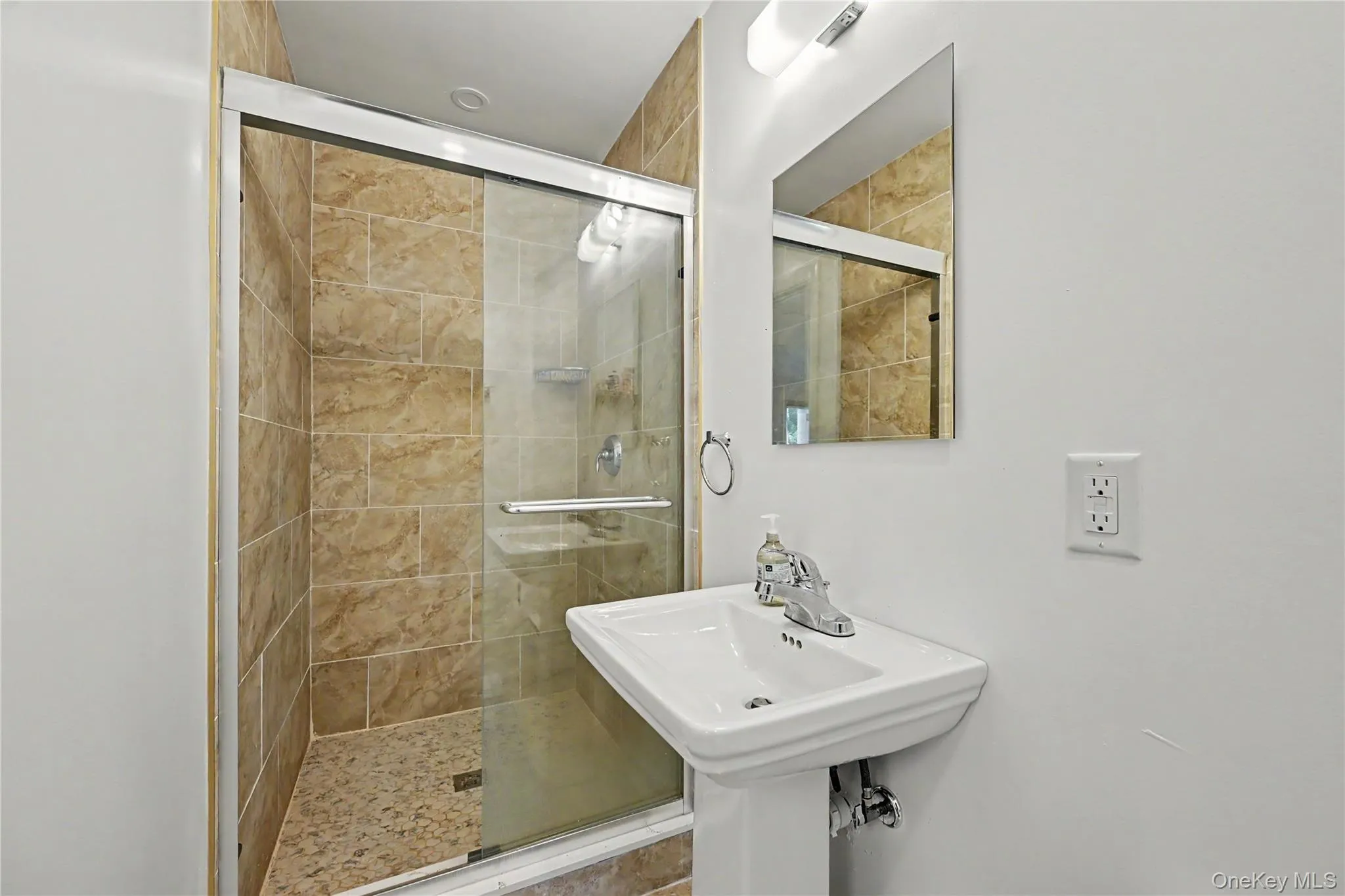 3725 Barger Street, Yorktown, NY, 3 Bedrooms Bedrooms, 10 Rooms Rooms,2 BathroomsBathrooms,Residential,For Rent,Barger,0,1045084 3725 Barger Street, Yorktown, NY, 3 Bedrooms Bedrooms, 10 Rooms Rooms,2 BathroomsBathrooms,Residential,For Rent,Barger,0,1045084