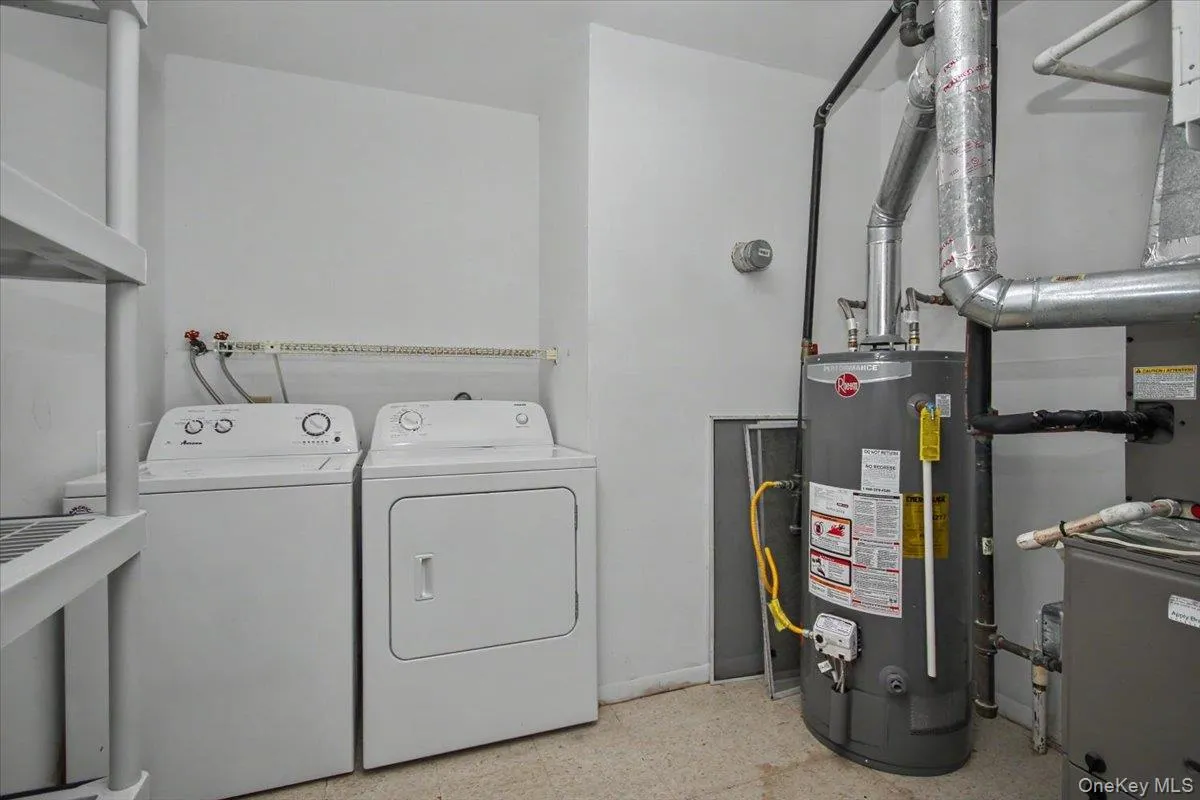 902 Commons Way, Fishkill, NY, 2 Bedrooms Bedrooms, 5 Rooms Rooms,2 BathroomsBathrooms,Residential,For Rent,Commons,0,1045095 902 Commons Way, Fishkill, NY, 2 Bedrooms Bedrooms, 5 Rooms Rooms,2 BathroomsBathrooms,Residential,For Rent,Commons,0,1045095