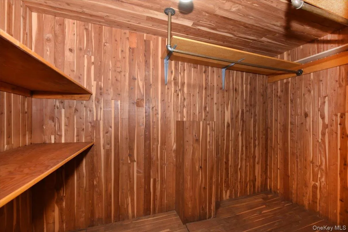 7515 196th Place, New York, NY, 4 Bedrooms Bedrooms, 7 Rooms Rooms,2 BathroomsBathrooms,Residential Lease,For Rent,196th,0,1045096 7515 196th Place, New York, NY, 4 Bedrooms Bedrooms, 7 Rooms Rooms,2 BathroomsBathrooms,Residential Lease,For Rent,196th,0,1045096