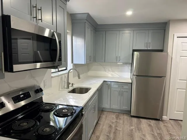 33 Roanoke Avenue, Rye Town, NY, 2 Bedrooms Bedrooms, 6 Rooms Rooms,2 BathroomsBathrooms,Residential Lease,For Rent,Roanoke,0,1045097 33 Roanoke Avenue, Rye Town, NY, 2 Bedrooms Bedrooms, 6 Rooms Rooms,2 BathroomsBathrooms,Residential Lease,For Rent,Roanoke,0,1045097
