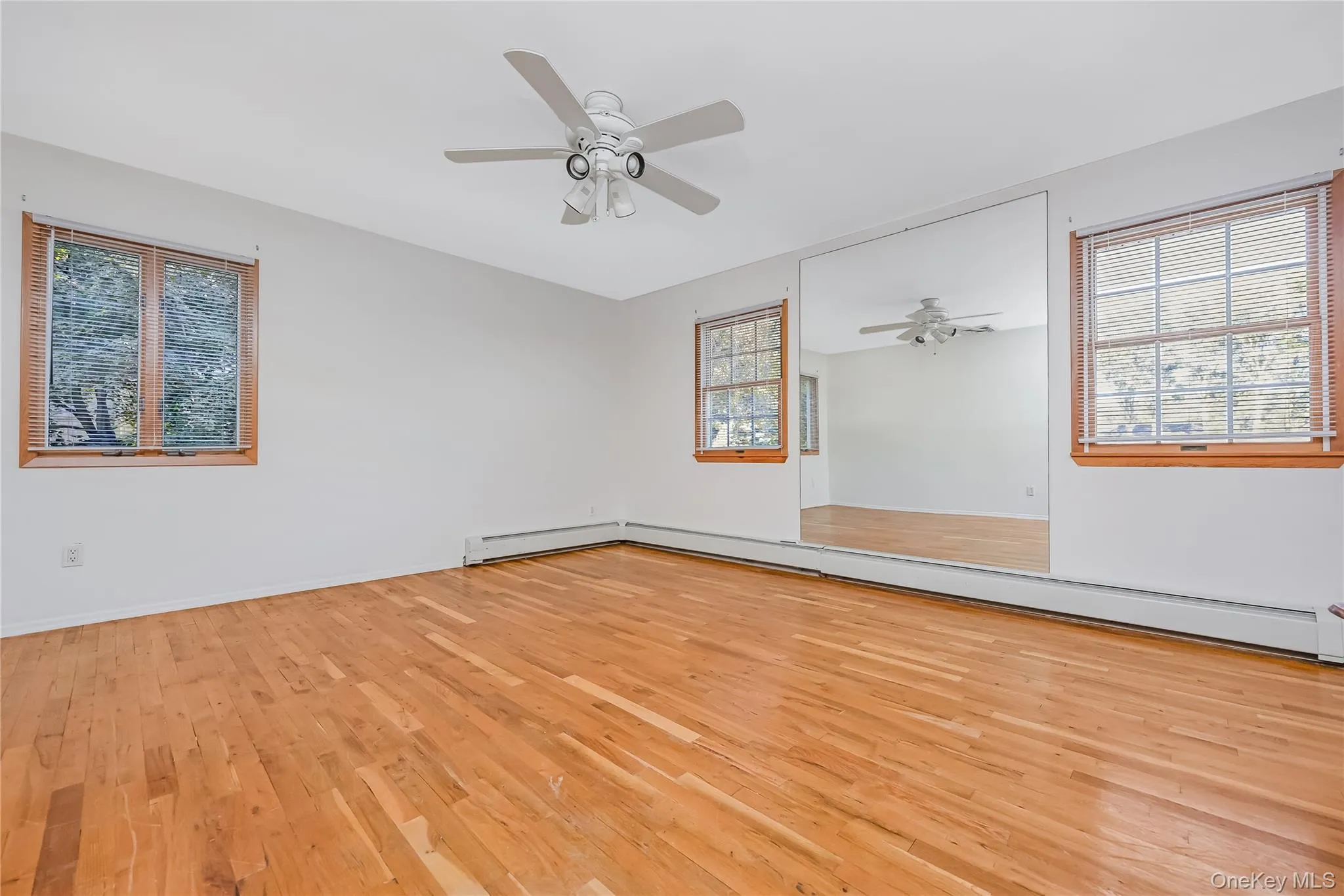 6 Mountain Laurel Lane, Smithtown, NY, 4 Bedrooms Bedrooms, 8 Rooms Rooms,2 BathroomsBathrooms,Residential,For Rent,Mountain Laurel,0,1045098 6 Mountain Laurel Lane, Smithtown, NY, 4 Bedrooms Bedrooms, 8 Rooms Rooms,2 BathroomsBathrooms,Residential,For Rent,Mountain Laurel,0,1045098
