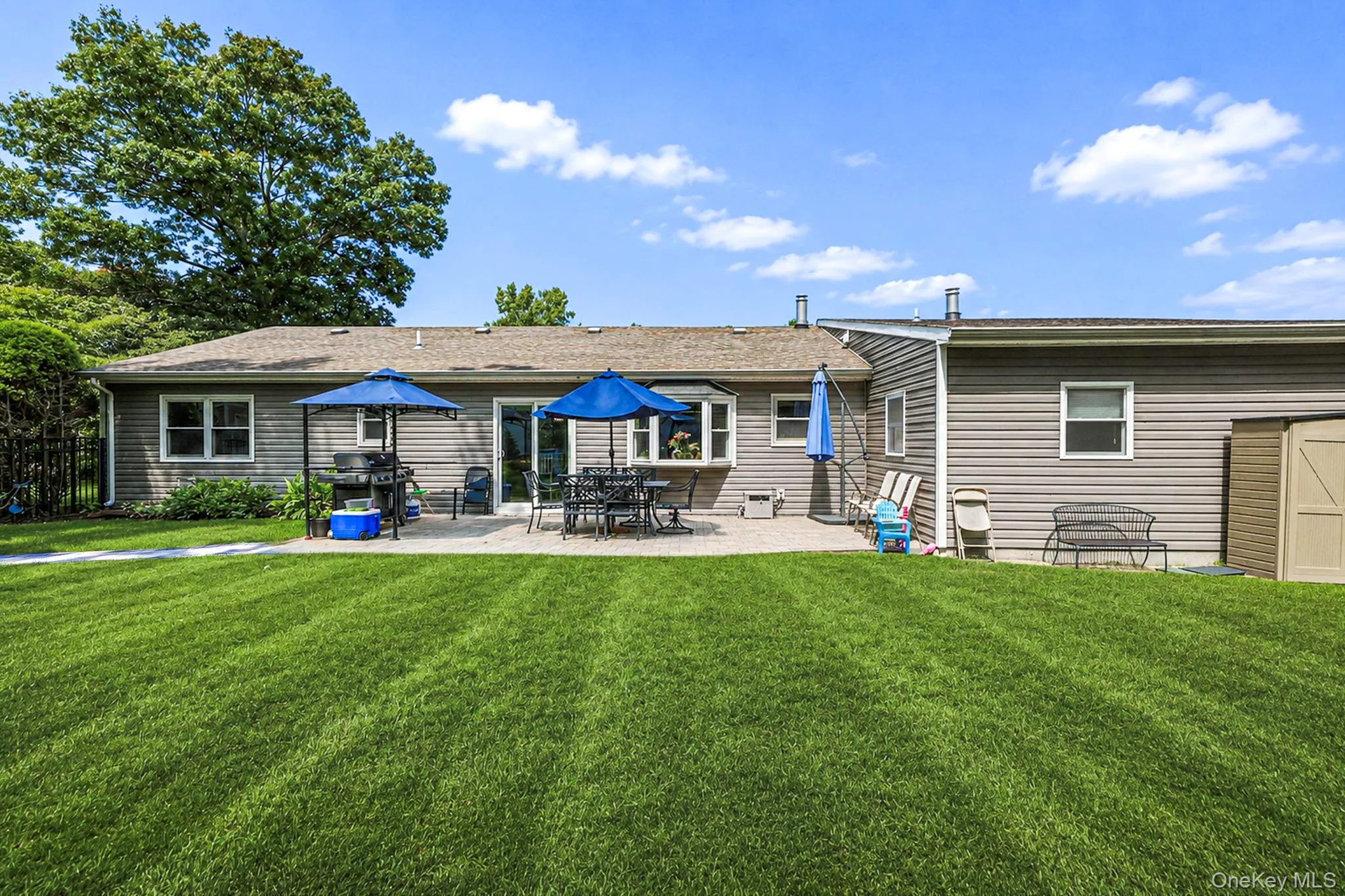 12 Sandpiper Lane, Brookhaven, NY, 3 Bedrooms Bedrooms, 7 Rooms Rooms,2 BathroomsBathrooms,Residential,For Rent,Sandpiper,0,1045102 12 Sandpiper Lane, Brookhaven, NY, 3 Bedrooms Bedrooms, 7 Rooms Rooms,2 BathroomsBathrooms,Residential,For Rent,Sandpiper,0,1045102