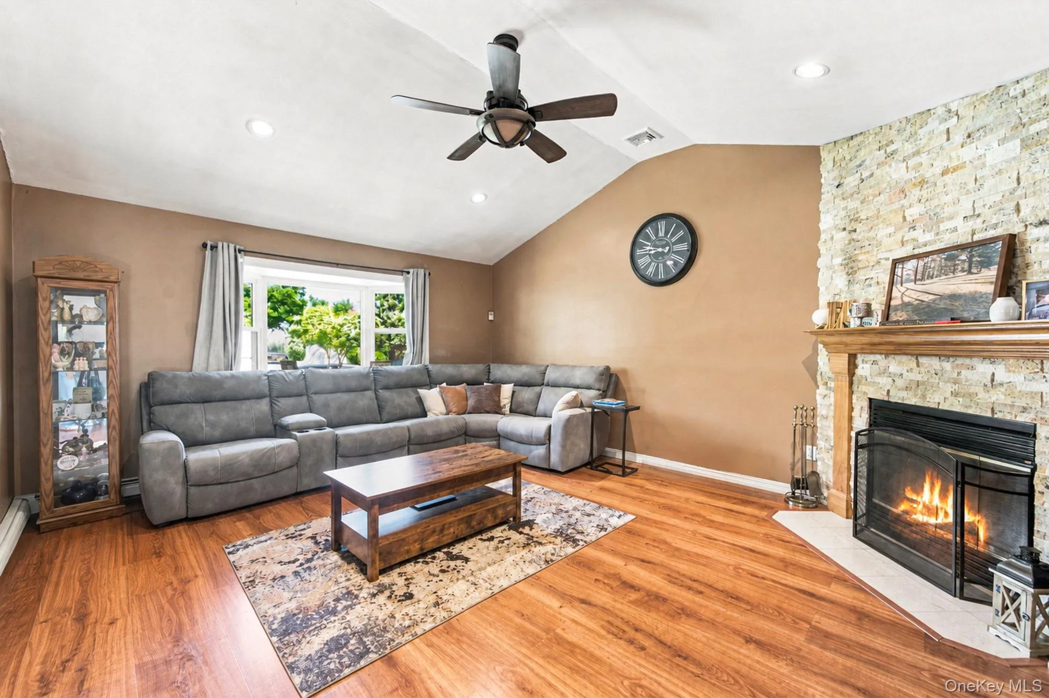 12 Sandpiper Lane, Brookhaven, NY, 3 Bedrooms Bedrooms, 7 Rooms Rooms,2 BathroomsBathrooms,Residential,For Rent,Sandpiper,0,1045102 12 Sandpiper Lane, Brookhaven, NY, 3 Bedrooms Bedrooms, 7 Rooms Rooms,2 BathroomsBathrooms,Residential,For Rent,Sandpiper,0,1045102