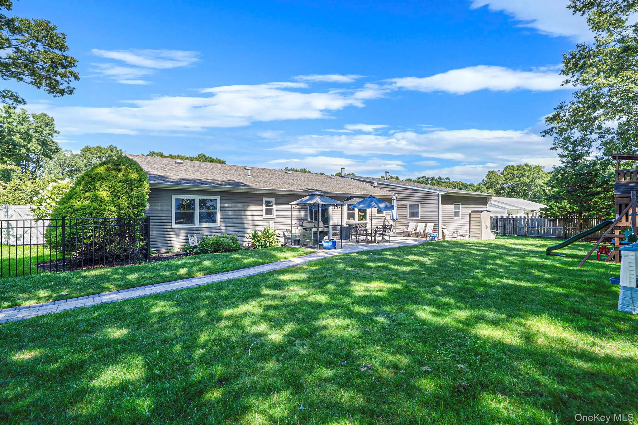 12 Sandpiper Lane, Brookhaven, NY, 3 Bedrooms Bedrooms, 7 Rooms Rooms,2 BathroomsBathrooms,Residential,For Rent,Sandpiper,0,1045102 12 Sandpiper Lane, Brookhaven, NY, 3 Bedrooms Bedrooms, 7 Rooms Rooms,2 BathroomsBathrooms,Residential,For Rent,Sandpiper,0,1045102