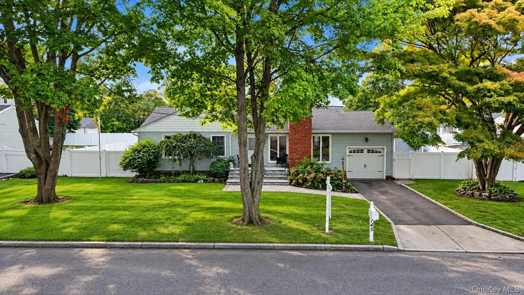 145 Thames Street, Brookhaven, NY, 3 Bedrooms Bedrooms, 9 Rooms Rooms,2 BathroomsBathrooms,Residential,For Rent,Thames,0,1045103 145 Thames Street, Brookhaven, NY, 3 Bedrooms Bedrooms, 9 Rooms Rooms,2 BathroomsBathrooms,Residential,For Rent,Thames,0,1045103