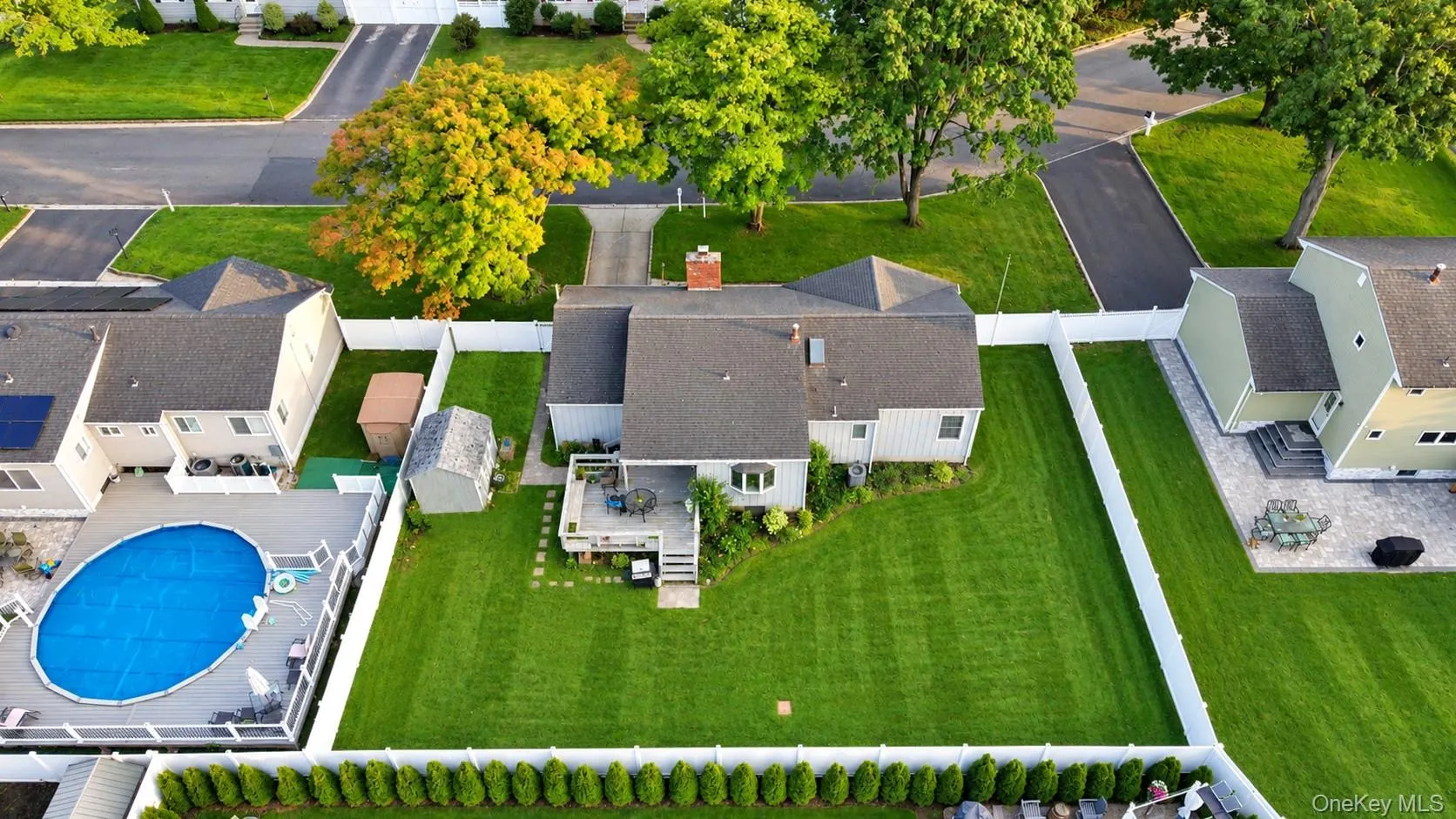 145 Thames Street, Brookhaven, NY, 3 Bedrooms Bedrooms, 9 Rooms Rooms,2 BathroomsBathrooms,Residential,For Rent,Thames,0,1045103 145 Thames Street, Brookhaven, NY, 3 Bedrooms Bedrooms, 9 Rooms Rooms,2 BathroomsBathrooms,Residential,For Rent,Thames,0,1045103