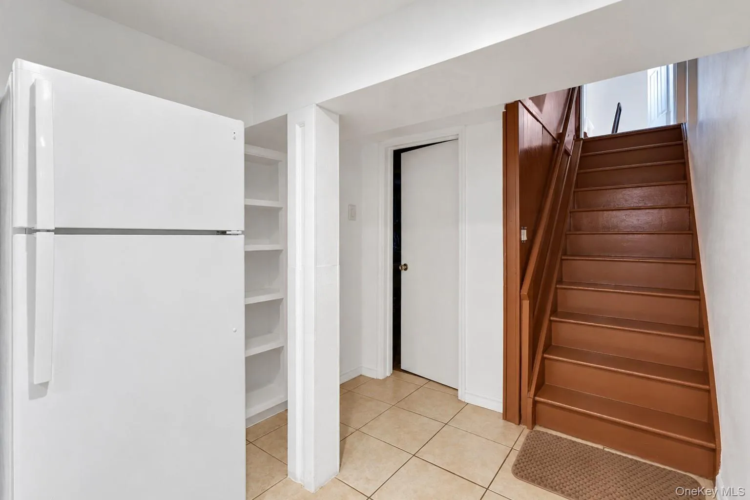145 Thames Street, Brookhaven, NY, 3 Bedrooms Bedrooms, 9 Rooms Rooms,2 BathroomsBathrooms,Residential,For Rent,Thames,0,1045103 145 Thames Street, Brookhaven, NY, 3 Bedrooms Bedrooms, 9 Rooms Rooms,2 BathroomsBathrooms,Residential,For Rent,Thames,0,1045103
