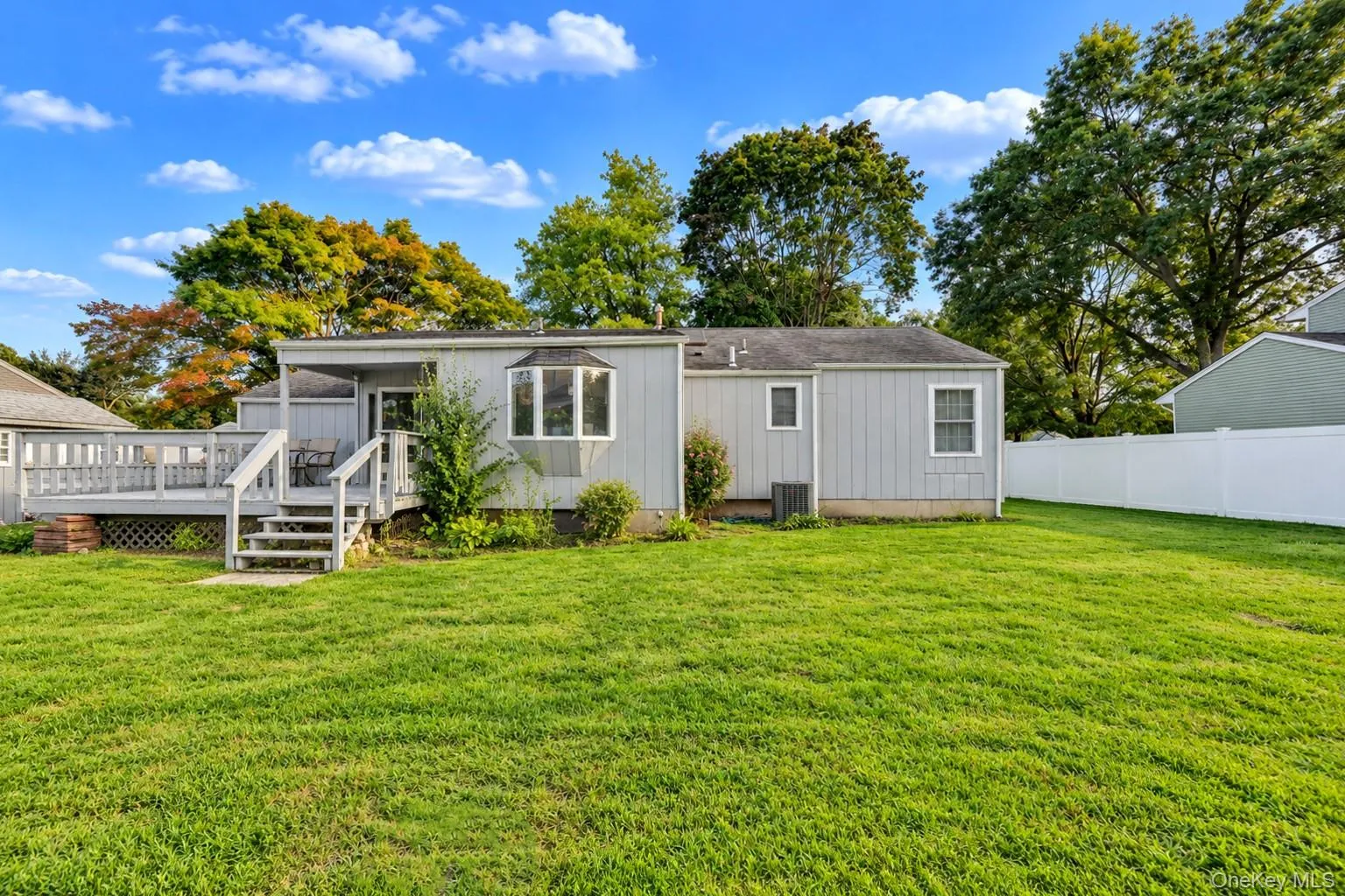 145 Thames Street, Brookhaven, NY, 3 Bedrooms Bedrooms, 9 Rooms Rooms,2 BathroomsBathrooms,Residential,For Rent,Thames,0,1045103 145 Thames Street, Brookhaven, NY, 3 Bedrooms Bedrooms, 9 Rooms Rooms,2 BathroomsBathrooms,Residential,For Rent,Thames,0,1045103