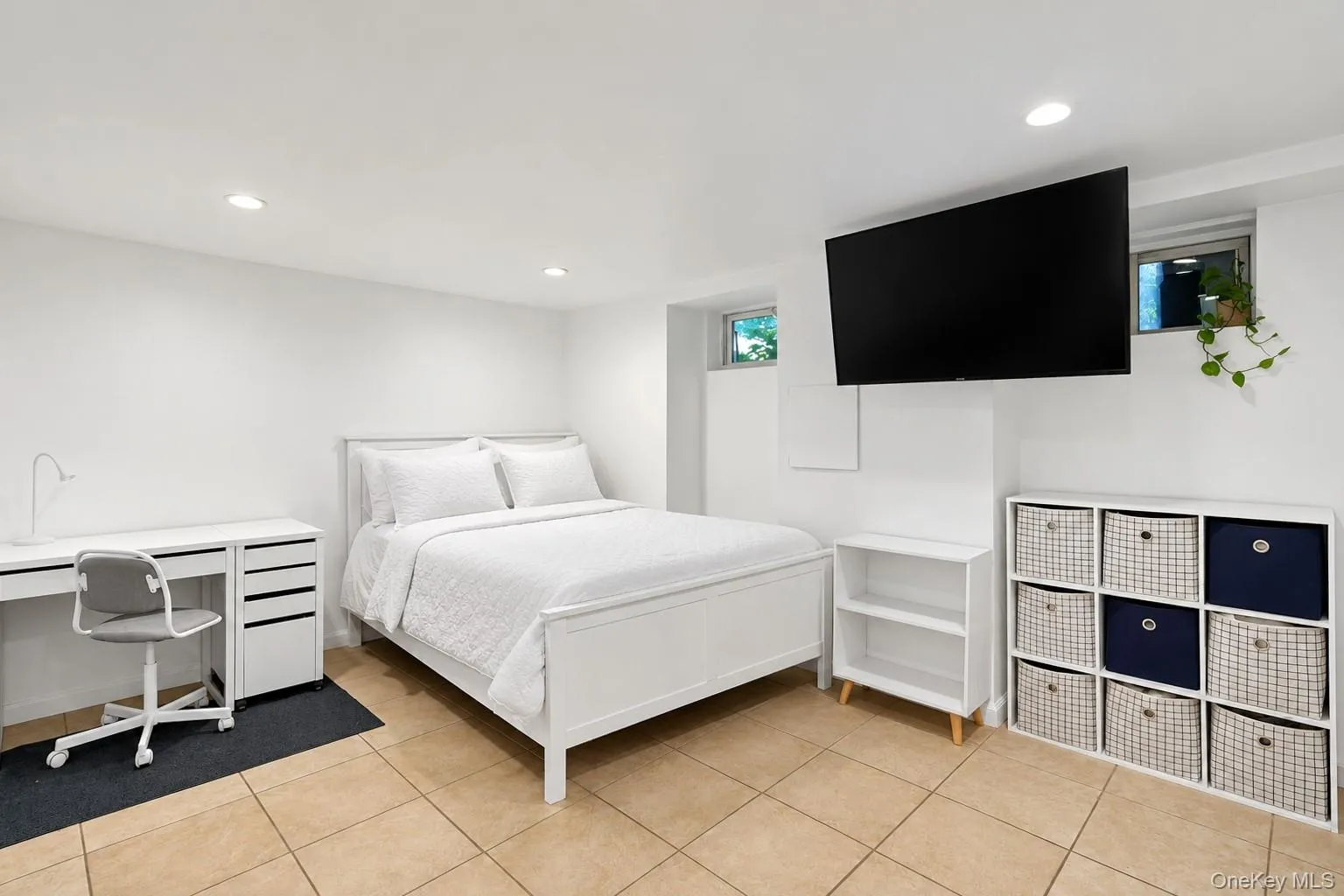 145 Thames Street, Brookhaven, NY, 3 Bedrooms Bedrooms, 9 Rooms Rooms,2 BathroomsBathrooms,Residential,For Rent,Thames,0,1045103 145 Thames Street, Brookhaven, NY, 3 Bedrooms Bedrooms, 9 Rooms Rooms,2 BathroomsBathrooms,Residential,For Rent,Thames,0,1045103