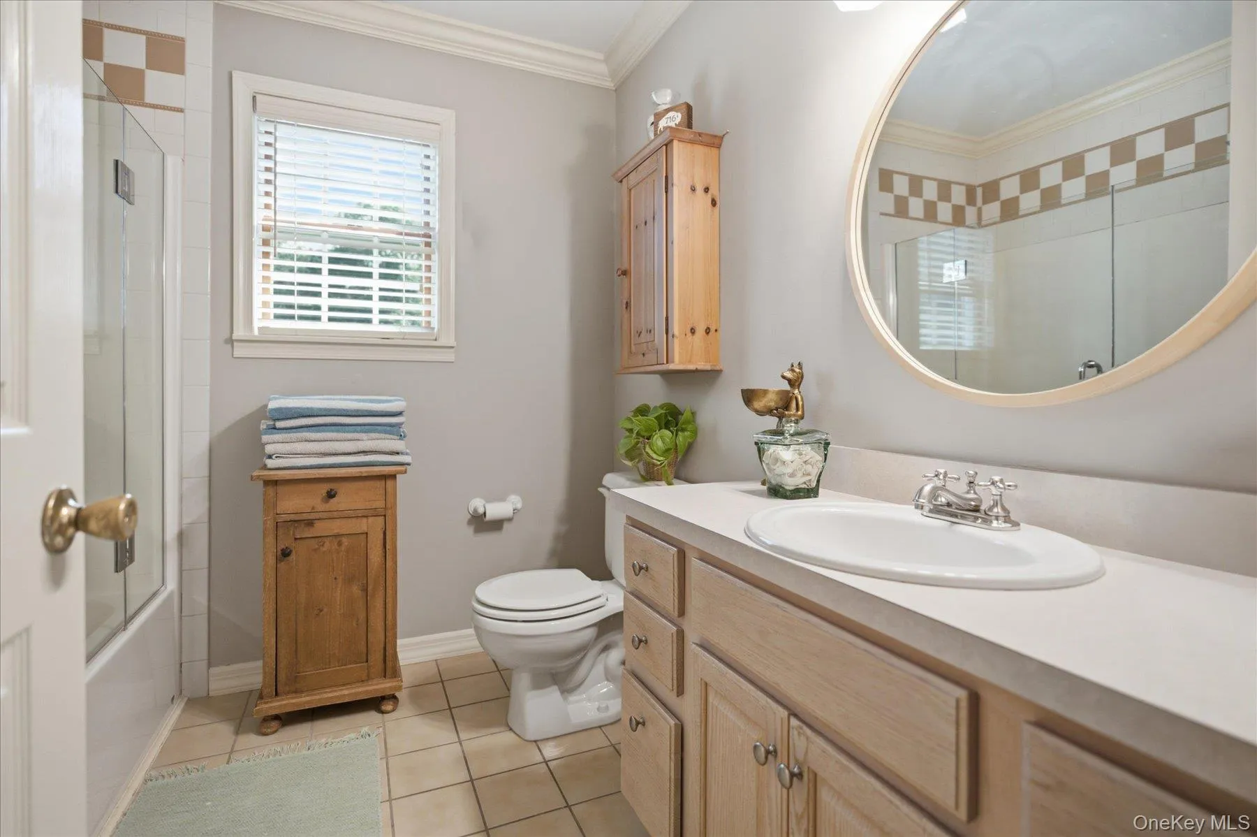 147B Old Country Road, Southampton, NY, 4 Bedrooms Bedrooms, 10 Rooms Rooms,2 BathroomsBathrooms,Residential,For Rent,Old Country,0,1045104 147B Old Country Road, Southampton, NY, 4 Bedrooms Bedrooms, 10 Rooms Rooms,2 BathroomsBathrooms,Residential,For Rent,Old Country,0,1045104