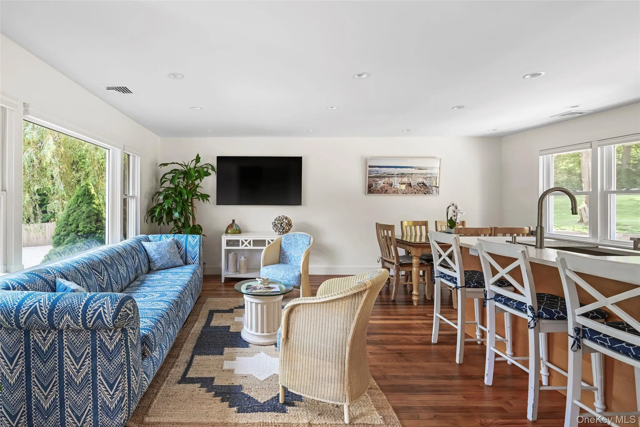 845 County Road 39, Southampton, NY, 4 Bedrooms Bedrooms, 6 Rooms Rooms,2 BathroomsBathrooms,Residential,For Rent,County Road 39,0,1045106 845 County Road 39, Southampton, NY, 4 Bedrooms Bedrooms, 6 Rooms Rooms,2 BathroomsBathrooms,Residential,For Rent,County Road 39,0,1045106