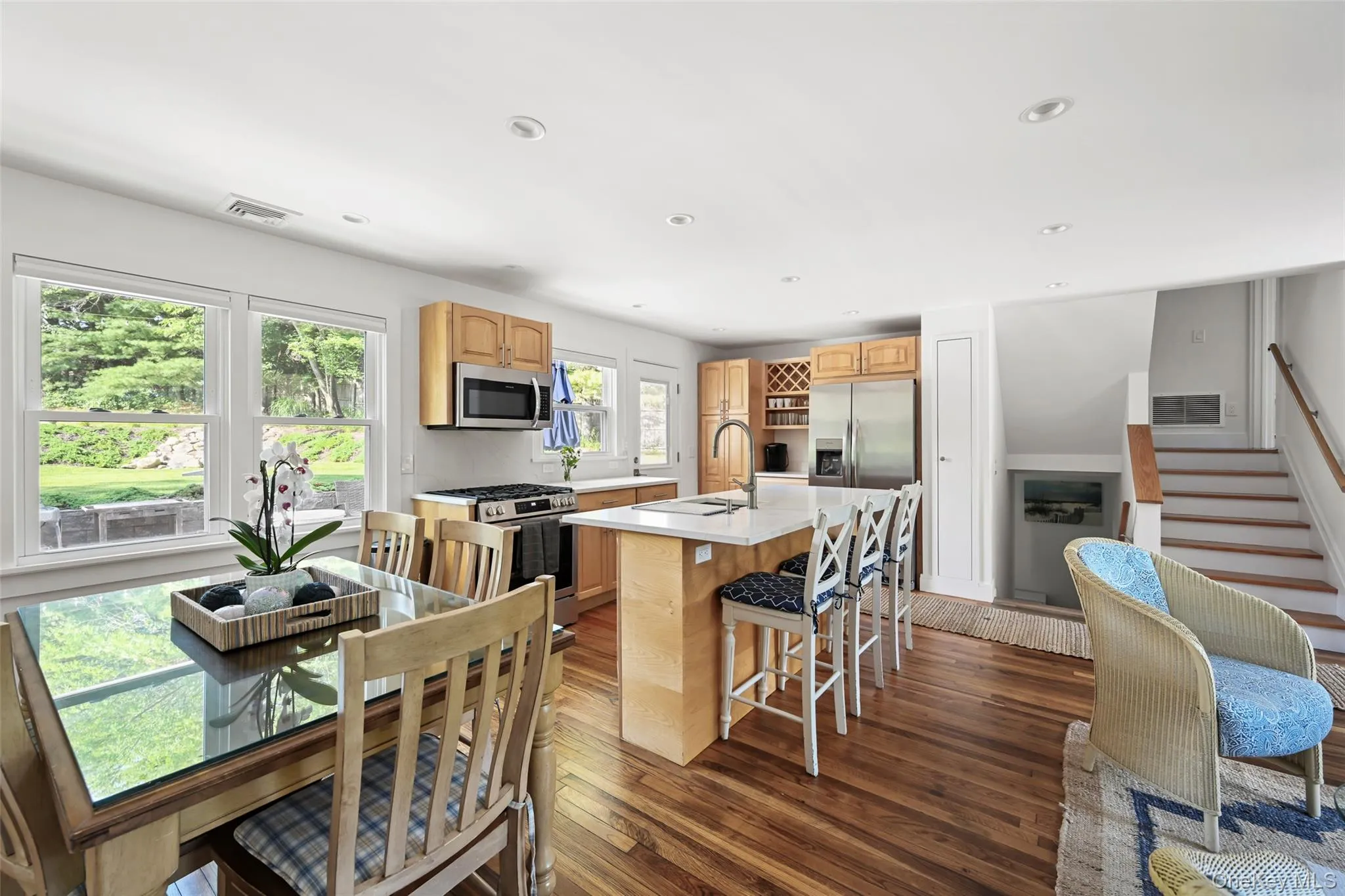 845 County Road 39, Southampton, NY, 4 Bedrooms Bedrooms, 6 Rooms Rooms,2 BathroomsBathrooms,Residential,For Rent,County Road 39,0,1045106 845 County Road 39, Southampton, NY, 4 Bedrooms Bedrooms, 6 Rooms Rooms,2 BathroomsBathrooms,Residential,For Rent,County Road 39,0,1045106
