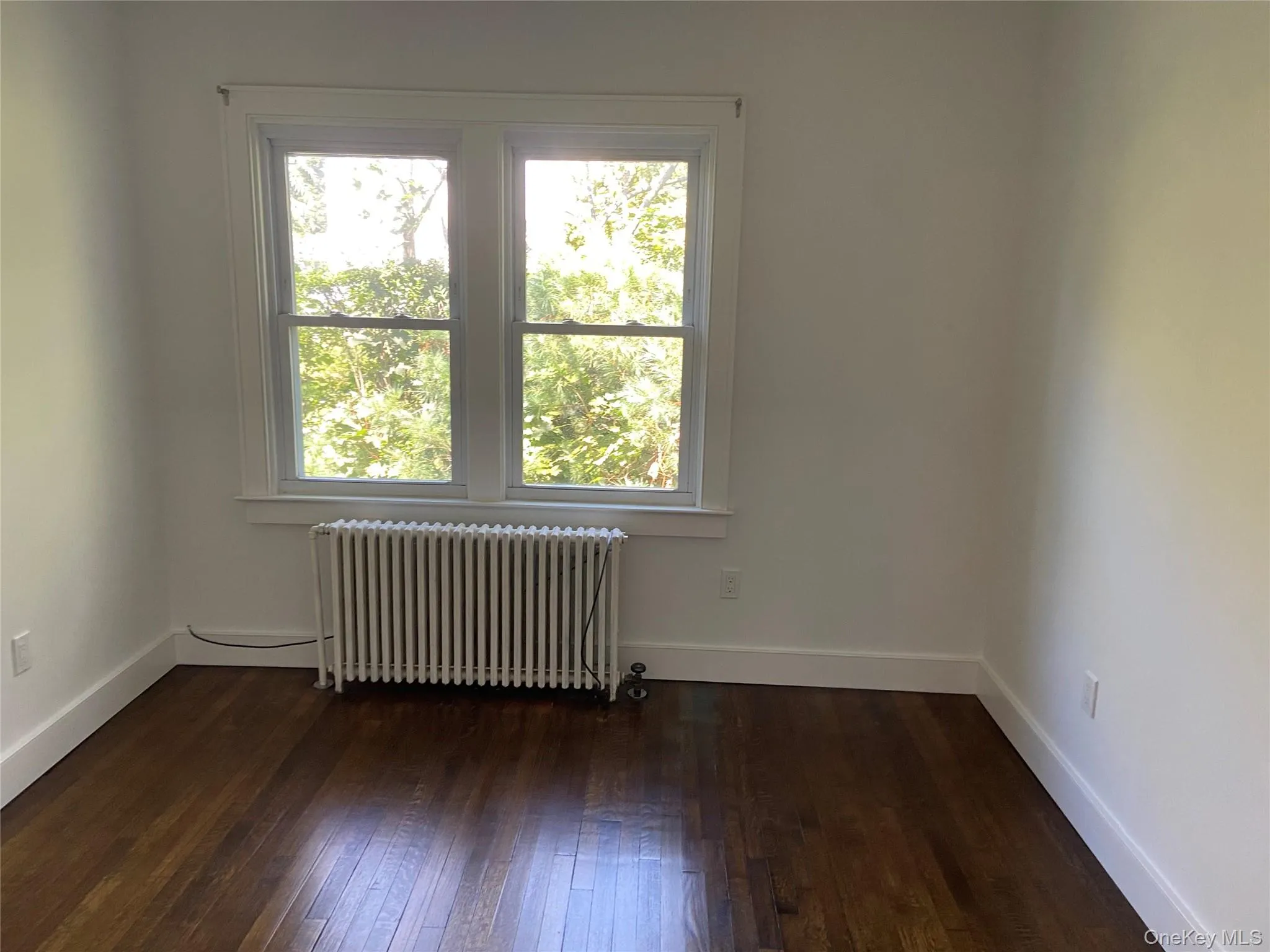 424 Sweezy Avenue, Riverhead, NY, 3 Bedrooms Bedrooms, 5 Rooms Rooms,1 BathroomBathrooms,Residential Lease,For Rent,Sweezy,0,1045107 424 Sweezy Avenue, Riverhead, NY, 3 Bedrooms Bedrooms, 5 Rooms Rooms,1 BathroomBathrooms,Residential Lease,For Rent,Sweezy,0,1045107