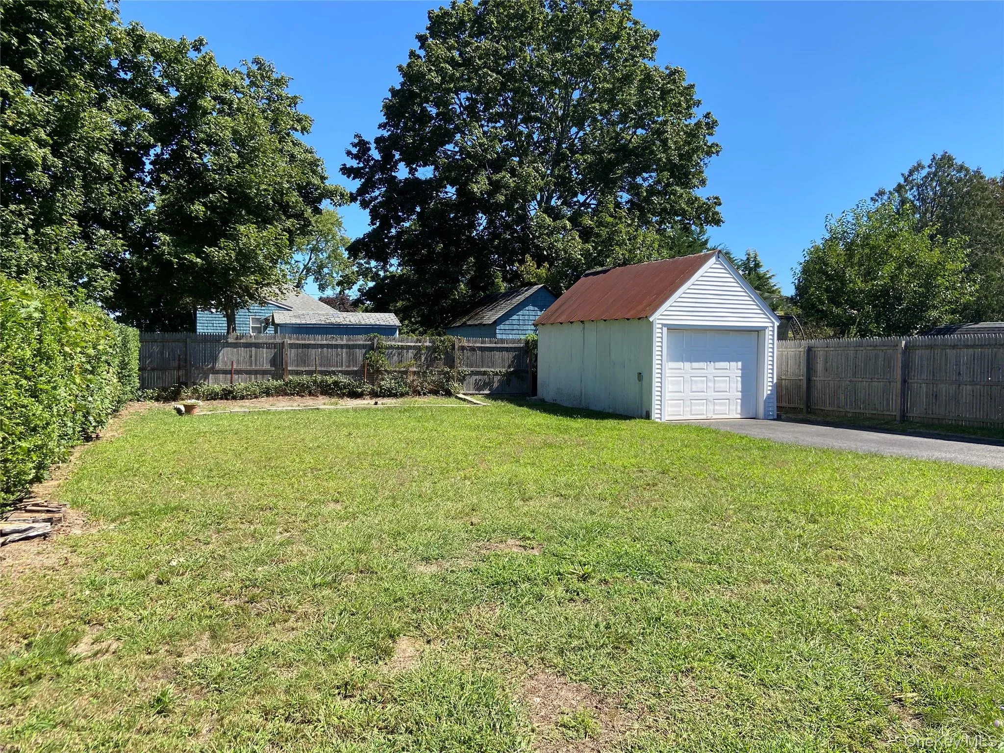 424 Sweezy Avenue, Riverhead, NY, 3 Bedrooms Bedrooms, 5 Rooms Rooms,1 BathroomBathrooms,Residential Lease,For Rent,Sweezy,0,1045107 424 Sweezy Avenue, Riverhead, NY, 3 Bedrooms Bedrooms, 5 Rooms Rooms,1 BathroomBathrooms,Residential Lease,For Rent,Sweezy,0,1045107