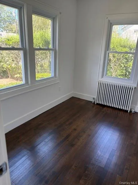 424 Sweezy Avenue, Riverhead, NY, 3 Bedrooms Bedrooms, 5 Rooms Rooms,1 BathroomBathrooms,Residential Lease,For Rent,Sweezy,0,1045107 424 Sweezy Avenue, Riverhead, NY, 3 Bedrooms Bedrooms, 5 Rooms Rooms,1 BathroomBathrooms,Residential Lease,For Rent,Sweezy,0,1045107