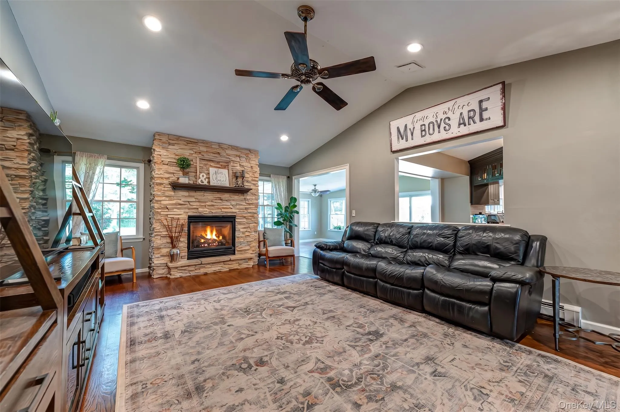 9 Elderwood Drive, Smithtown, NY, 5 Bedrooms Bedrooms, 13 Rooms Rooms,4 BathroomsBathrooms,Residential,For Rent,Elderwood,0,1045111 9 Elderwood Drive, Smithtown, NY, 5 Bedrooms Bedrooms, 13 Rooms Rooms,4 BathroomsBathrooms,Residential,For Rent,Elderwood,0,1045111