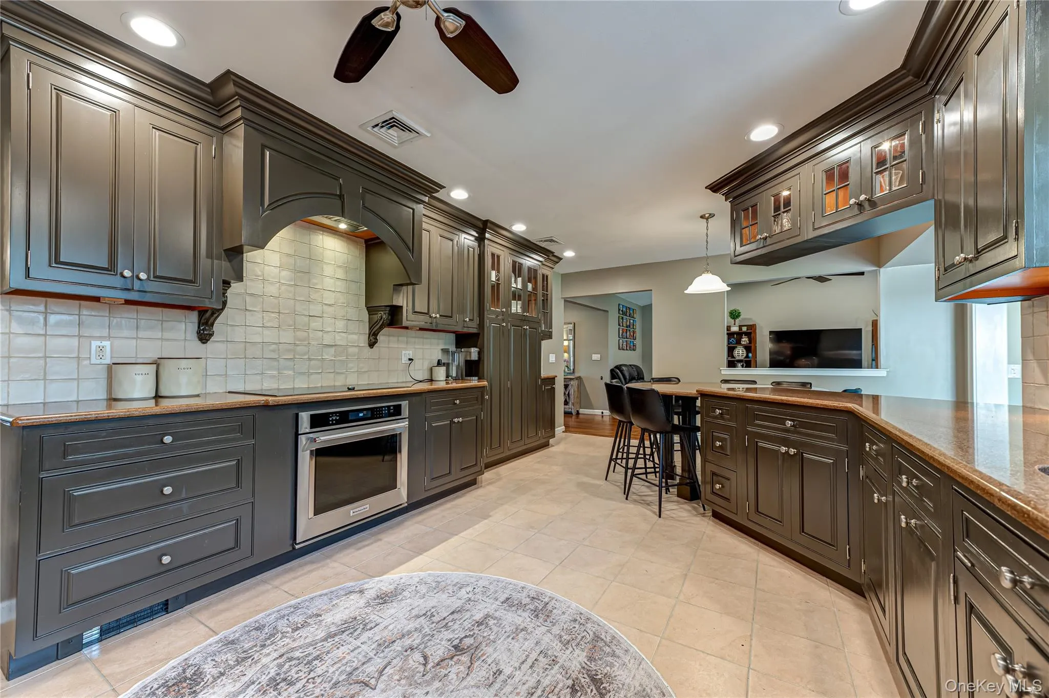 9 Elderwood Drive, Smithtown, NY, 5 Bedrooms Bedrooms, 13 Rooms Rooms,4 BathroomsBathrooms,Residential,For Rent,Elderwood,0,1045111 9 Elderwood Drive, Smithtown, NY, 5 Bedrooms Bedrooms, 13 Rooms Rooms,4 BathroomsBathrooms,Residential,For Rent,Elderwood,0,1045111