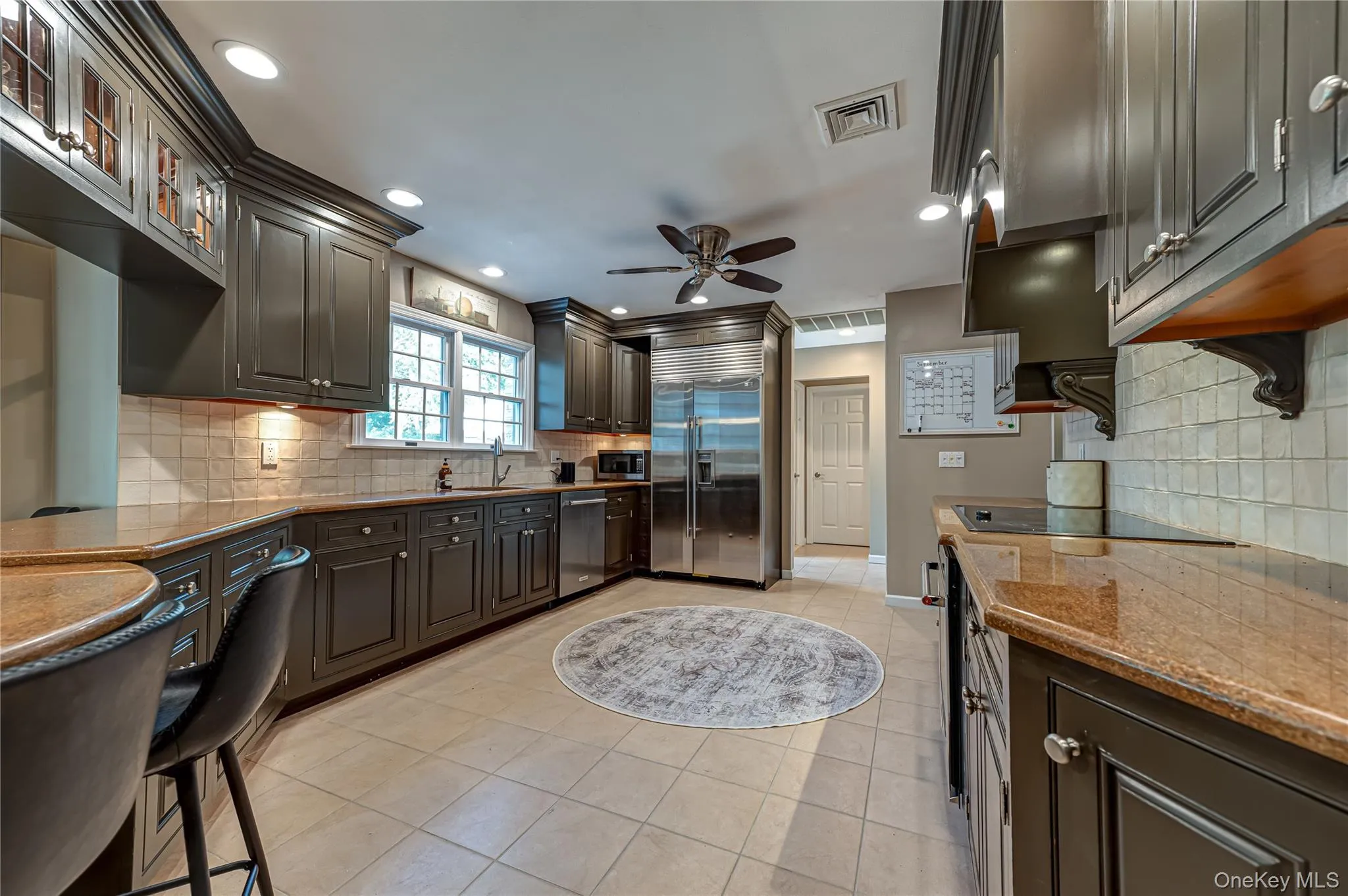 9 Elderwood Drive, Smithtown, NY, 5 Bedrooms Bedrooms, 13 Rooms Rooms,4 BathroomsBathrooms,Residential,For Rent,Elderwood,0,1045111 9 Elderwood Drive, Smithtown, NY, 5 Bedrooms Bedrooms, 13 Rooms Rooms,4 BathroomsBathrooms,Residential,For Rent,Elderwood,0,1045111