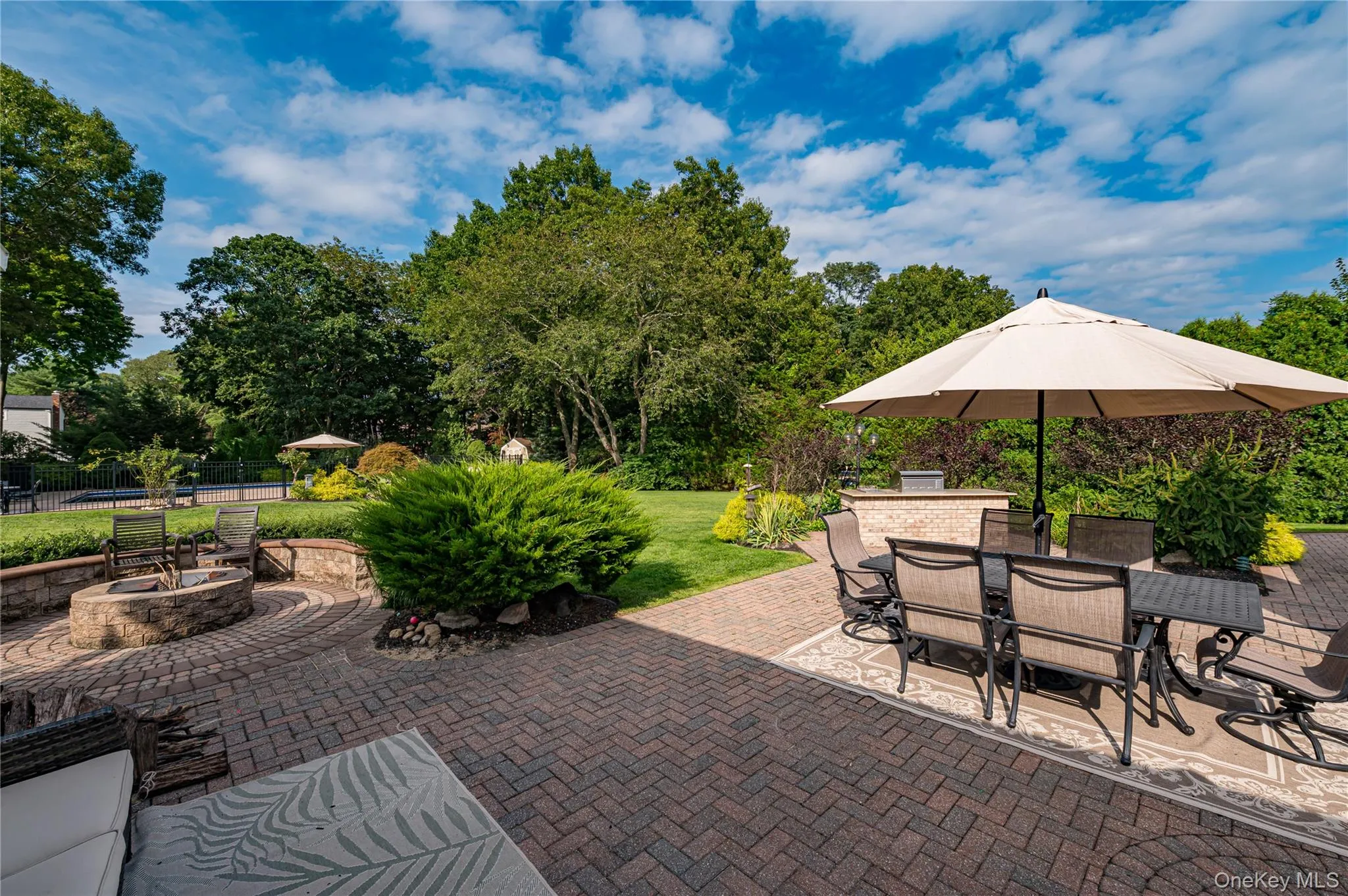 9 Elderwood Drive, Smithtown, NY, 5 Bedrooms Bedrooms, 13 Rooms Rooms,4 BathroomsBathrooms,Residential,For Rent,Elderwood,0,1045111 9 Elderwood Drive, Smithtown, NY, 5 Bedrooms Bedrooms, 13 Rooms Rooms,4 BathroomsBathrooms,Residential,For Rent,Elderwood,0,1045111