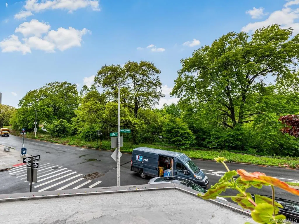 1874 Pelham Parkway, New York, NY, 2 Bedrooms Bedrooms, 6 Rooms Rooms,2 BathroomsBathrooms,Residential,For Rent,Pelham,0,1045112 1874 Pelham Parkway, New York, NY, 2 Bedrooms Bedrooms, 6 Rooms Rooms,2 BathroomsBathrooms,Residential,For Rent,Pelham,0,1045112