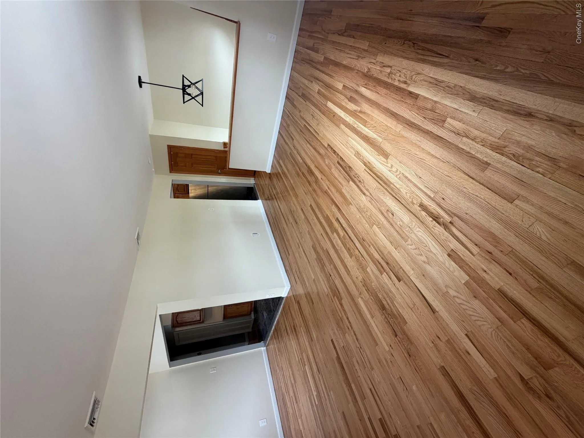 108 Lee Avenue, Babylon, NY, 3 Bedrooms Bedrooms, 6 Rooms Rooms,1 BathroomBathrooms,Residential Lease,For Rent,Lee Avenue,0,1045113 108 Lee Avenue, Babylon, NY, 3 Bedrooms Bedrooms, 6 Rooms Rooms,1 BathroomBathrooms,Residential Lease,For Rent,Lee Avenue,0,1045113