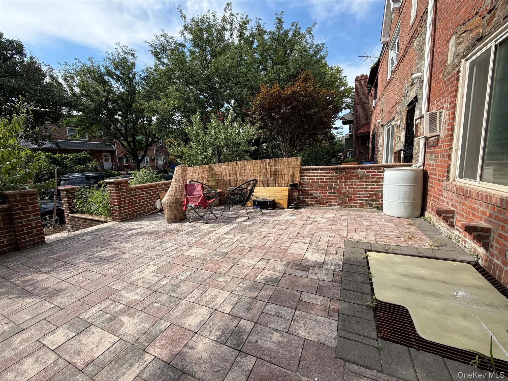 5041 61st Street, New York, NY, 2 Bedrooms Bedrooms, 4 Rooms Rooms,1 BathroomBathrooms,Residential Lease,For Rent,61st,0,1045123 5041 61st Street, New York, NY, 2 Bedrooms Bedrooms, 4 Rooms Rooms,1 BathroomBathrooms,Residential Lease,For Rent,61st,0,1045123