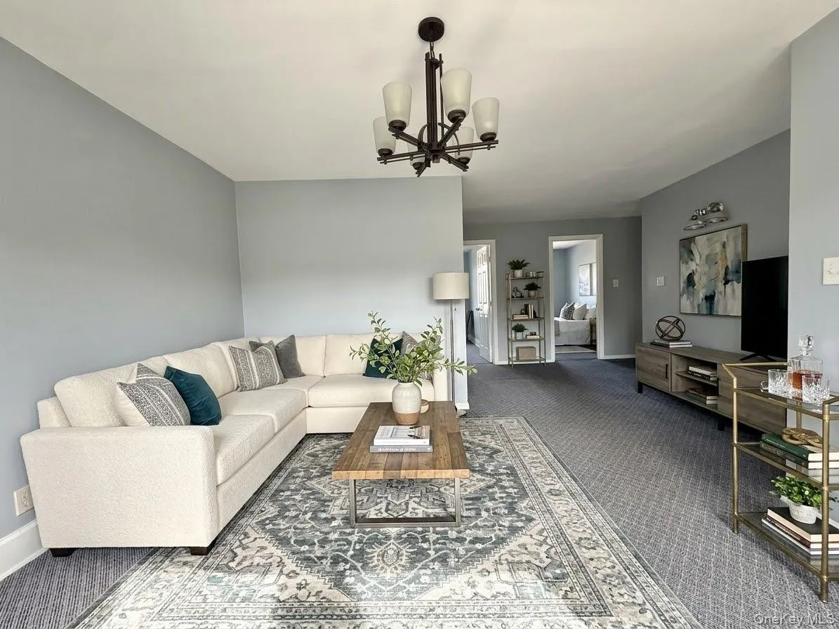 5041 61st Street, New York, NY, 2 Bedrooms Bedrooms, 4 Rooms Rooms,1 BathroomBathrooms,Residential Lease,For Rent,61st,0,1045123 5041 61st Street, New York, NY, 2 Bedrooms Bedrooms, 4 Rooms Rooms,1 BathroomBathrooms,Residential Lease,For Rent,61st,0,1045123