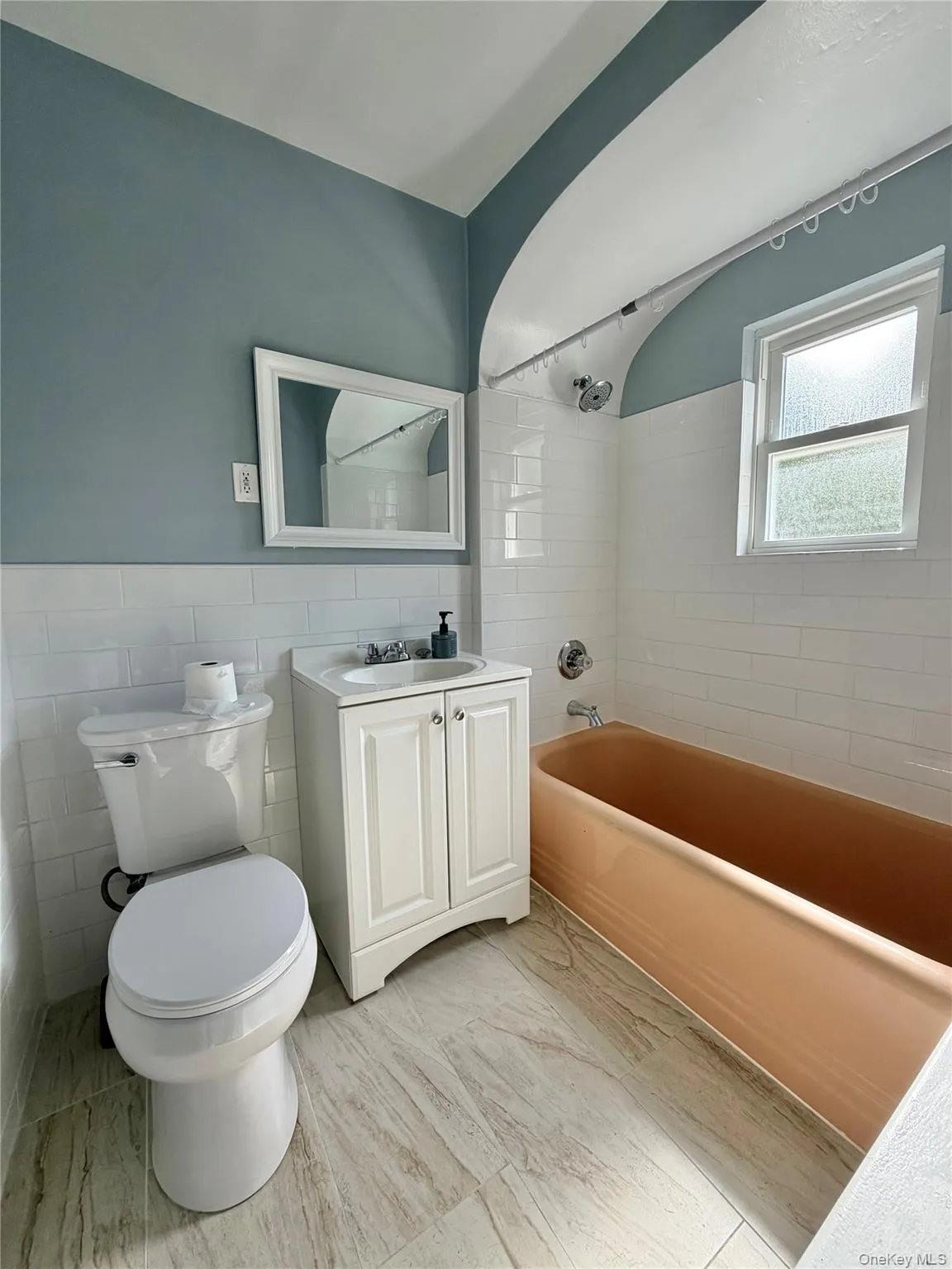 5041 61st Street, New York, NY, 2 Bedrooms Bedrooms, 4 Rooms Rooms,1 BathroomBathrooms,Residential Lease,For Rent,61st,0,1045123 5041 61st Street, New York, NY, 2 Bedrooms Bedrooms, 4 Rooms Rooms,1 BathroomBathrooms,Residential Lease,For Rent,61st,0,1045123