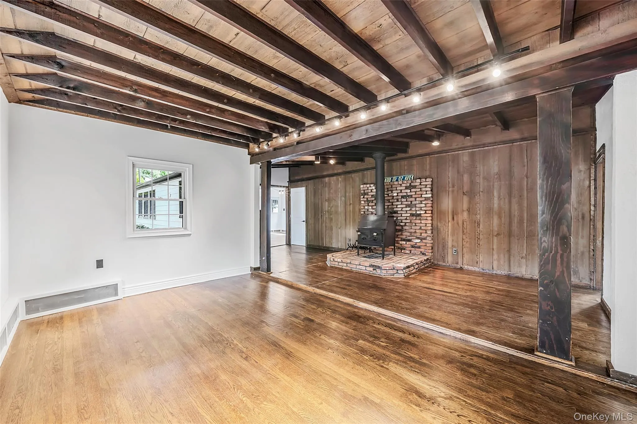 68 Oakdale Avenue, Brookhaven, NY, 4 Bedrooms Bedrooms, 8 Rooms Rooms,1 BathroomBathrooms,Residential,For Rent,Oakdale,0,1045129 68 Oakdale Avenue, Brookhaven, NY, 4 Bedrooms Bedrooms, 8 Rooms Rooms,1 BathroomBathrooms,Residential,For Rent,Oakdale,0,1045129